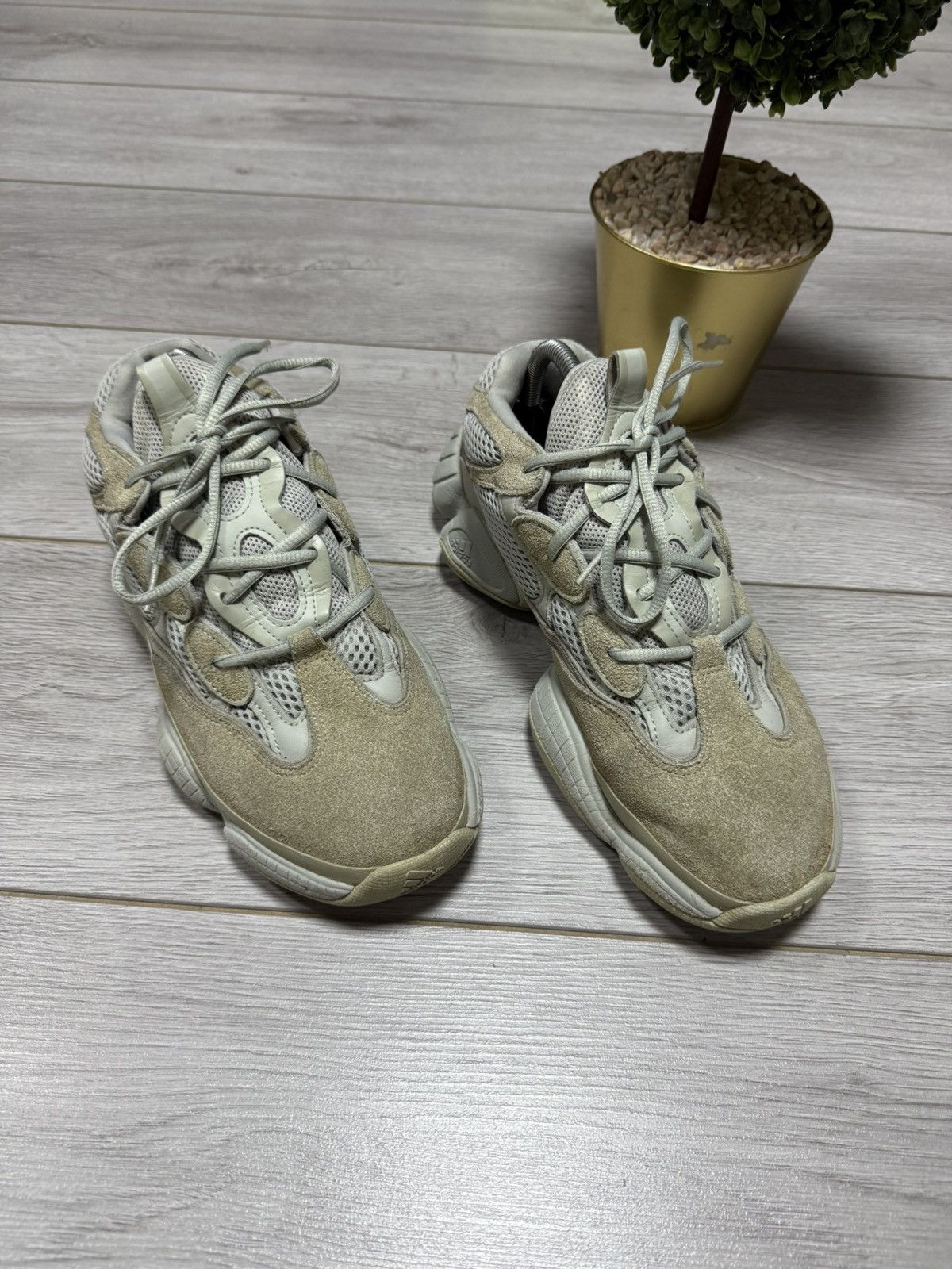 Adidas Bone White Yeezy 500 Blush 700 Cream Taupe Light 350 v2 Size US 9.5 / EU 42-43 - 2 Thumbnail
