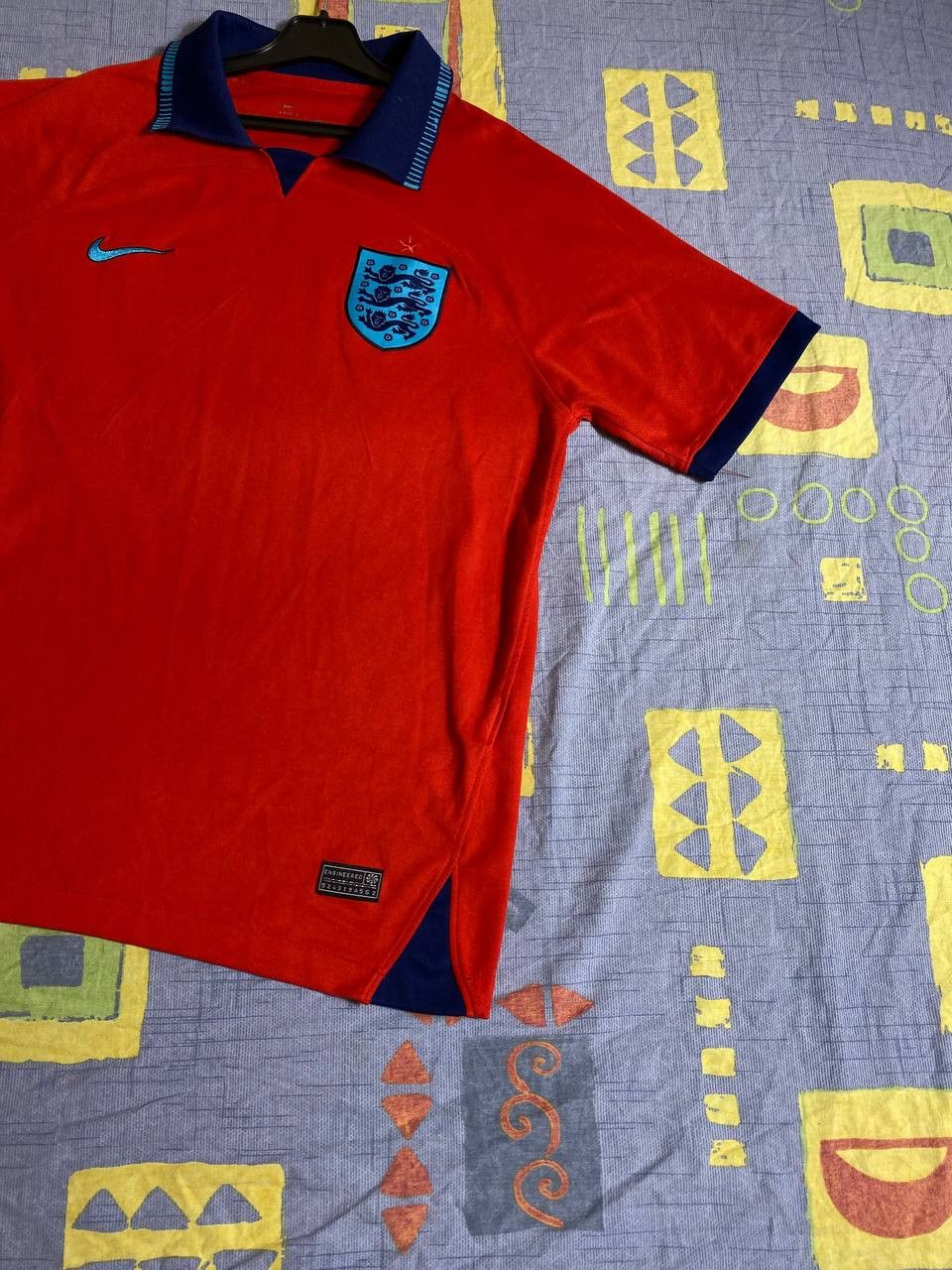 Nike × Vintage 90s Nike Central Swoosh Vintage Y2K Oversized Retro T-Shirt Size US L / EU 52-54 / 3 - 5 Thumbnail