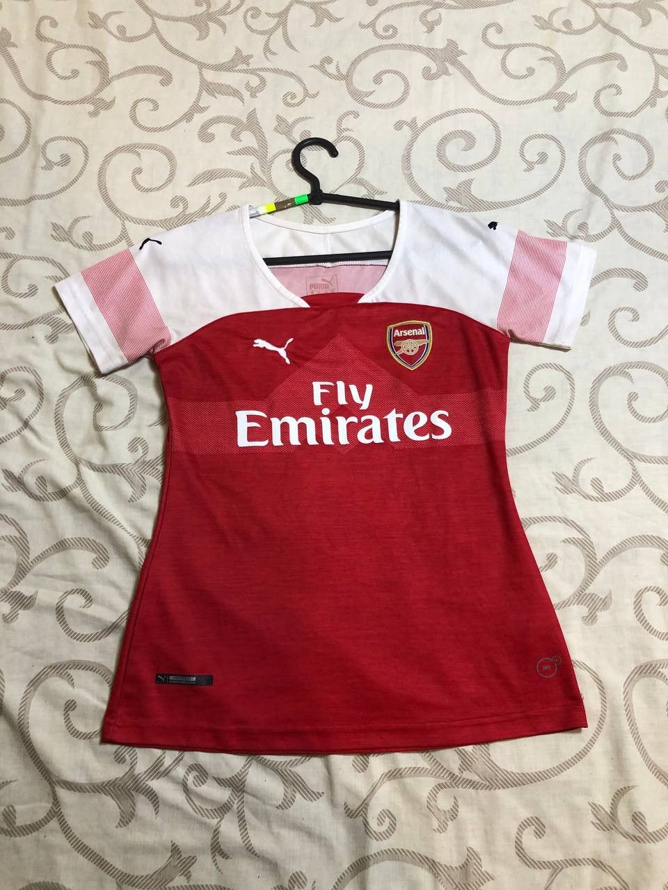 Puma Puma ARSENAL LONDON HOME WOMEN FOOTBALL SHIRT SOCCER JERSEY Size S / US 4 / IT 40 - 1 Thumbnail