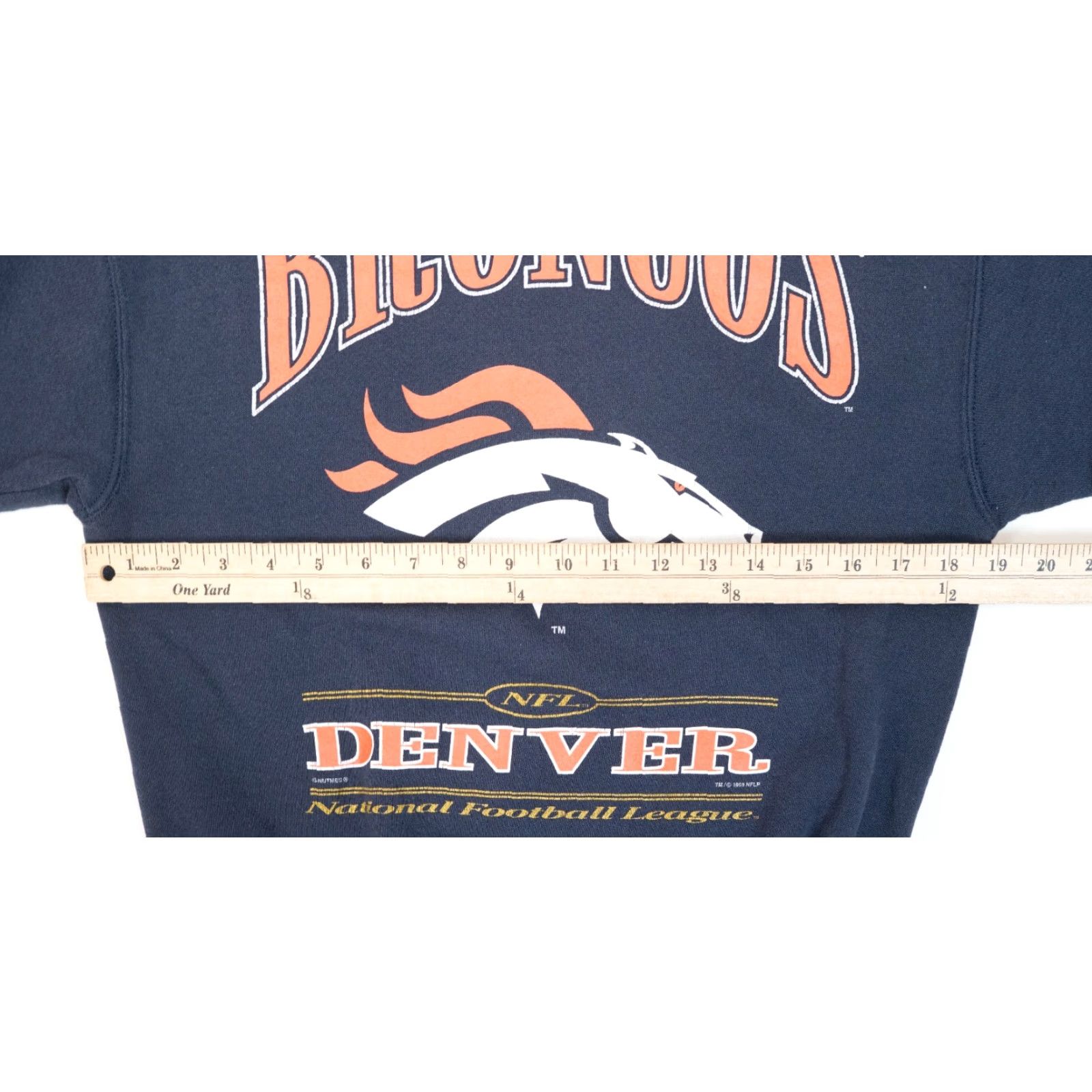 Nutmeg VINTAGE Nutmeg Denver Broncos Sweatshirt Crew Neck Blue NFL Logo 1998 S women Gas? Size S / US 4 / IT 40 - 6 Thumbnail