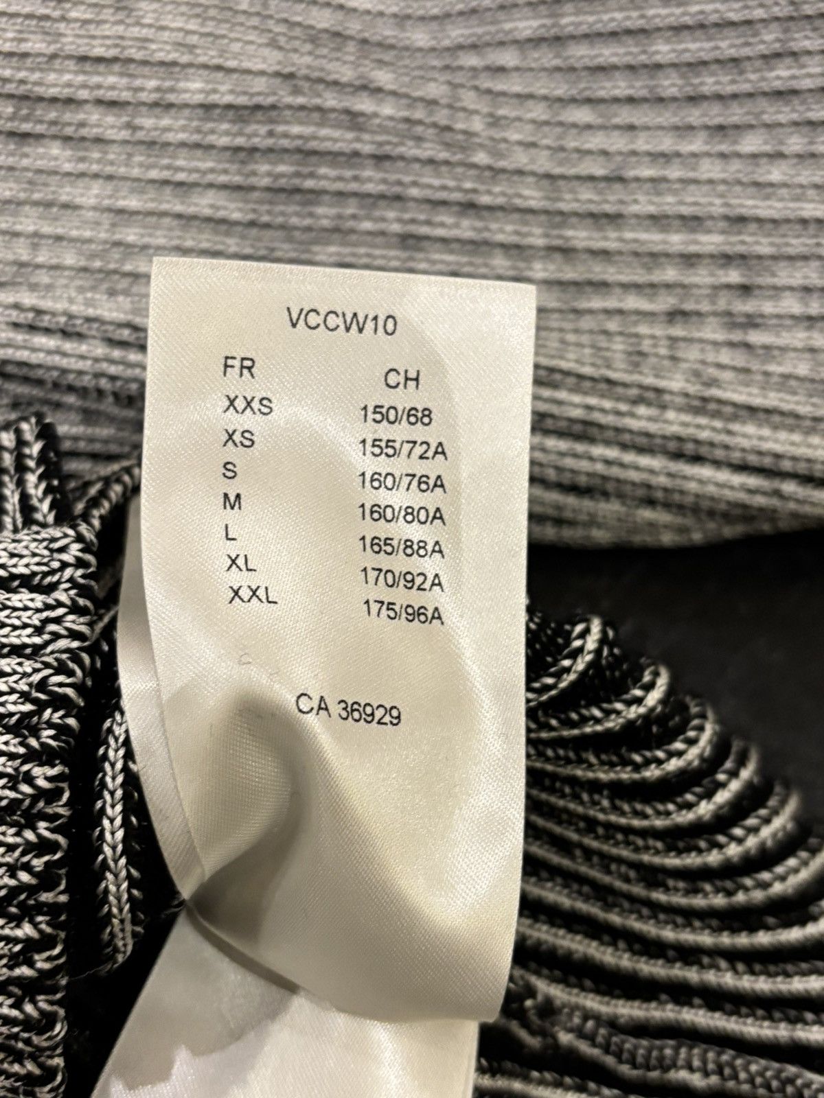 Louis Vuitton LV Knit Cardigan Size S / US 4 / IT 40 - 6 Thumbnail