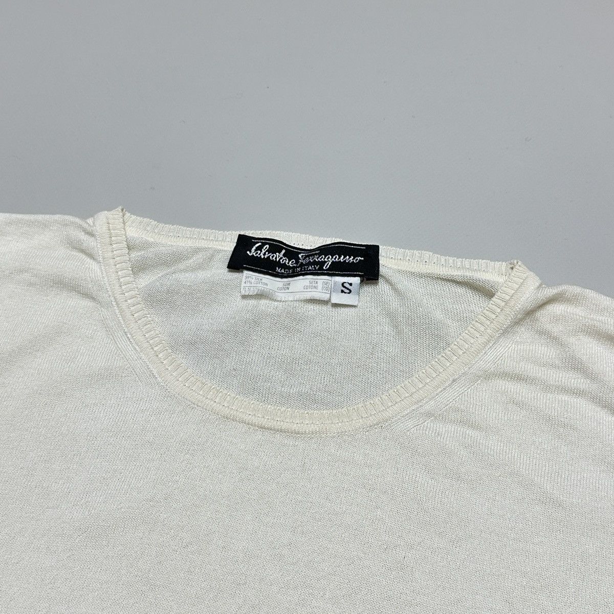 Salvatore Ferragamo Salvatore Ferragamo silk t shirt blouse jumper luxury vintag Size S / US 4 / IT 40 - 2 Thumbnail
