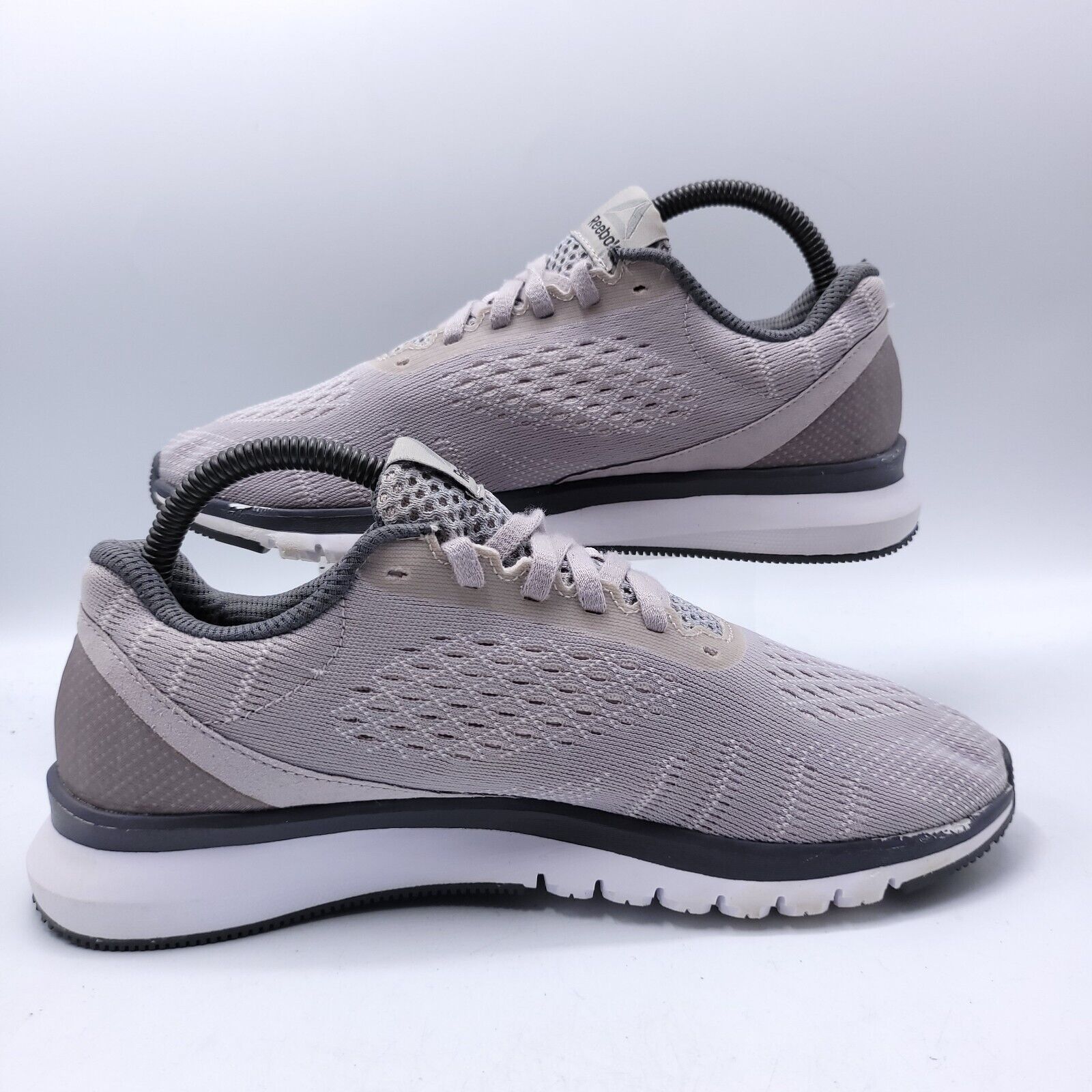 Reebok Reebok Print Smooth Runner Shoe Womens Size 8 BD4536 Gray Size US 8 / IT 38 - 6 Thumbnail