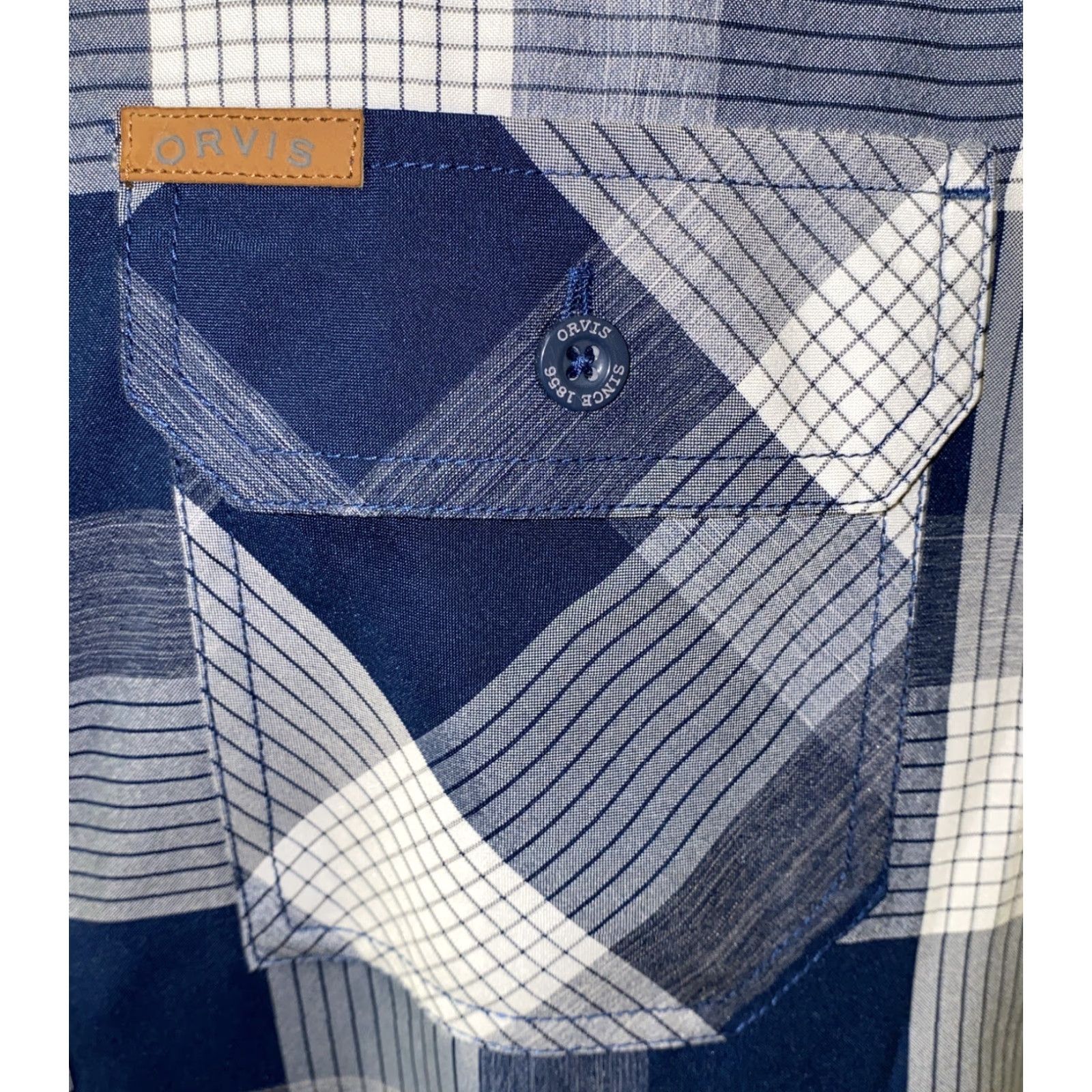 Orvis Orvis Shirt Mens Blue/White Checkered Short Sleeve Butron Front Size M Multicolor Button-Up Collared Button-Up Shirt Size US M / EU 48-50 / 2 - 4 Thumbnail