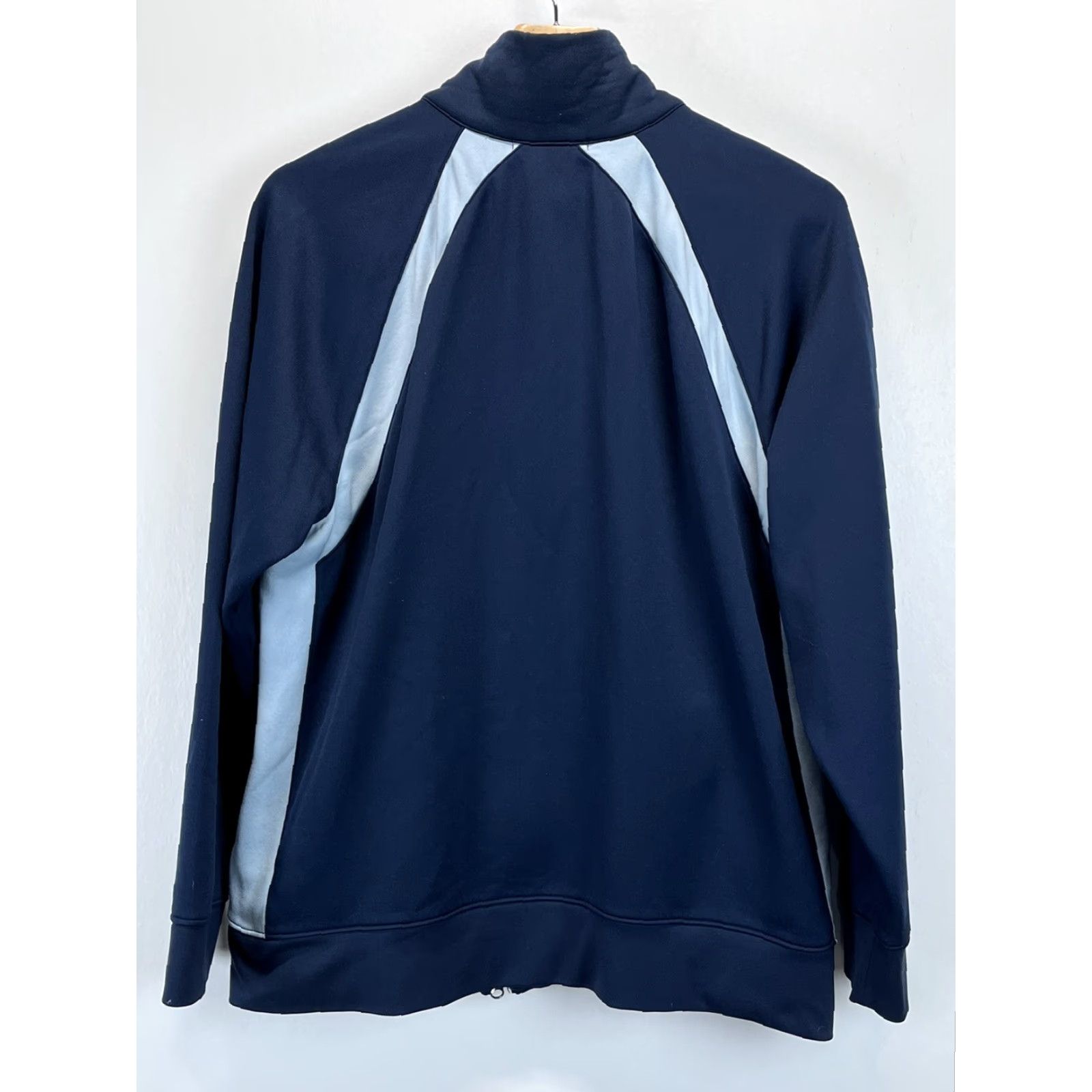 Banana Republic VINTAGE? No. Banana Republic Track Jacket Mens XL Blue Full Zip Nylon Blend Casual Activewear Jacket Size US XL / EU 56 / 4 - 2 Thumbnail