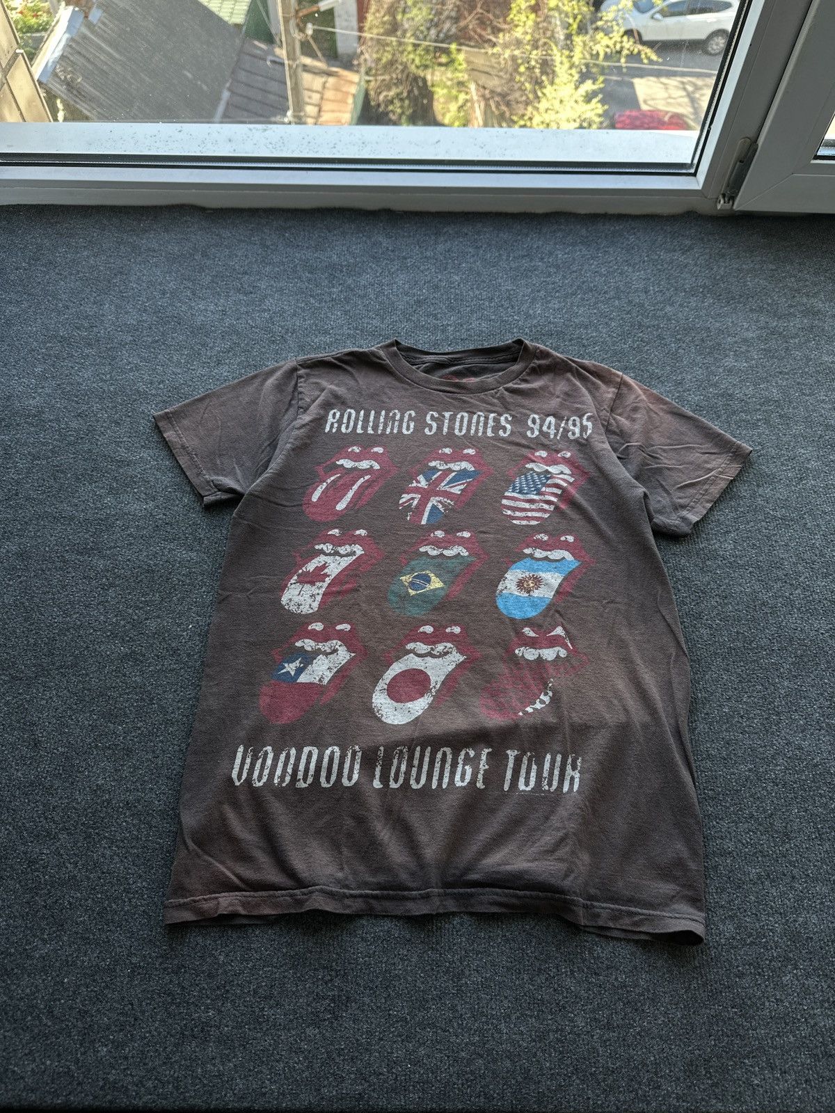 The Rolling Stones 2010🚨The Rolling Stones 94/95 t-shirt faded 2010 boxy band Size US M / EU 48-50 / 2 - 1 Thumbnail