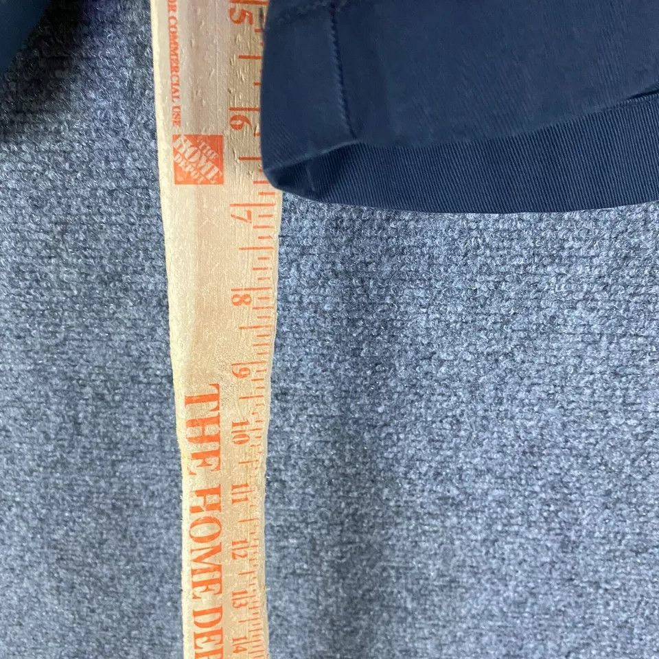 L.L. Bean LL Bean Shorts Men's Size 40 Chino Navy Blue Comfort Waist Size US 40 / EU 56 - 3 Thumbnail