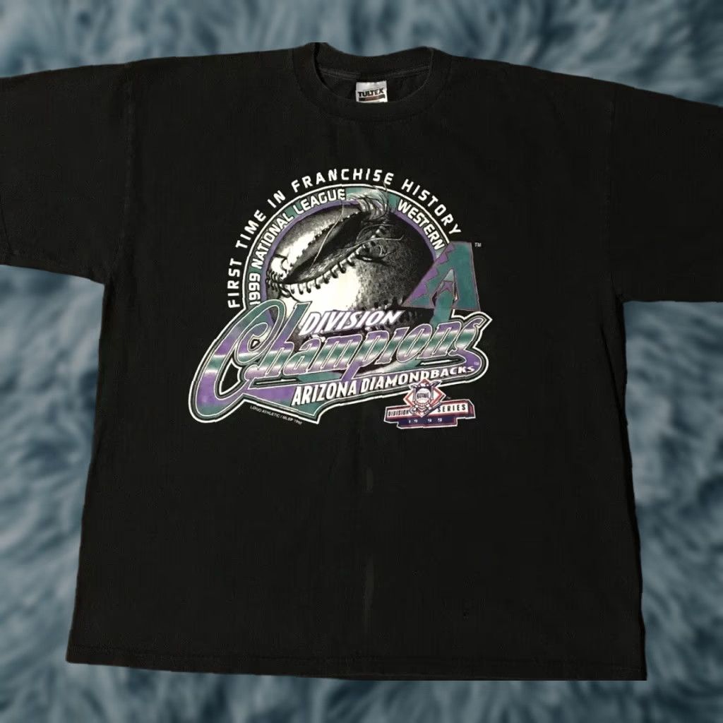 Tultex VINTAGE 90s Arizona Diamondbacks Champions Faded Shirt 2XL Black Tultex Baseball Shirt Mens Grunge Sports Cartoon Biker USA NBA Baseball Paced Size US XXL / EU 58 / 5 - 1 Thumbnail