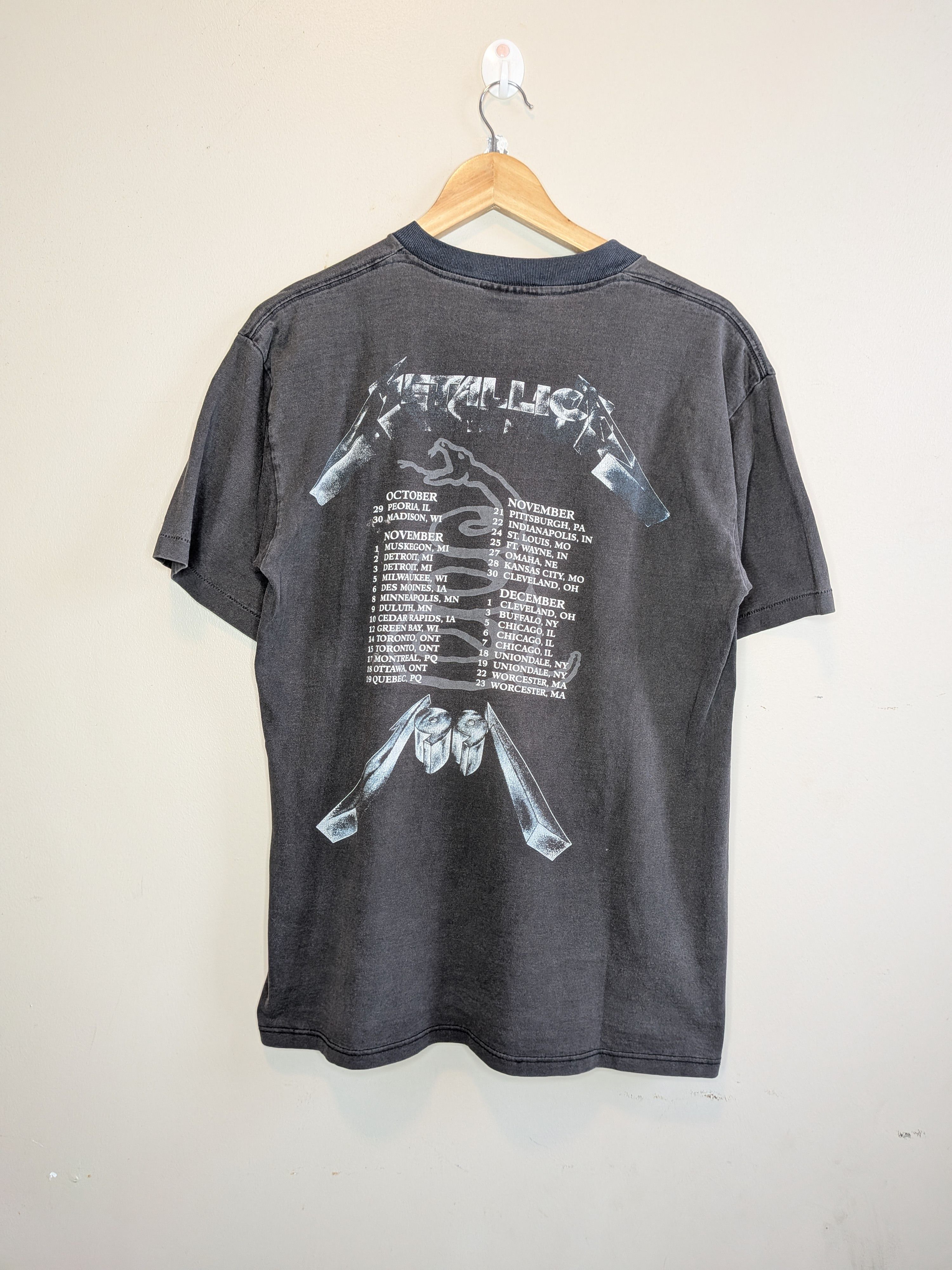 Metallica Metallica 1991 Black Album Tour Size US L / EU 52-54 / 3 - 5 Thumbnail
