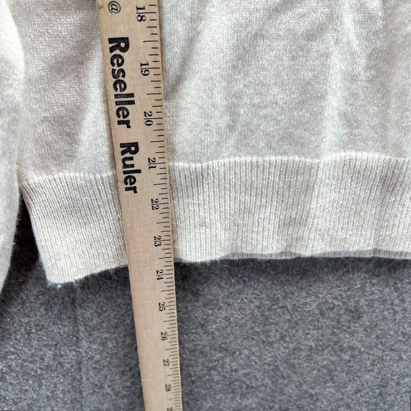 Ralph Lauren VINTAGE Lauren Ralph Lauren Sweater Womens Small Beige Cashmere Exclusive Fleece Button Size S / US 4 / IT 40 - 5 Thumbnail