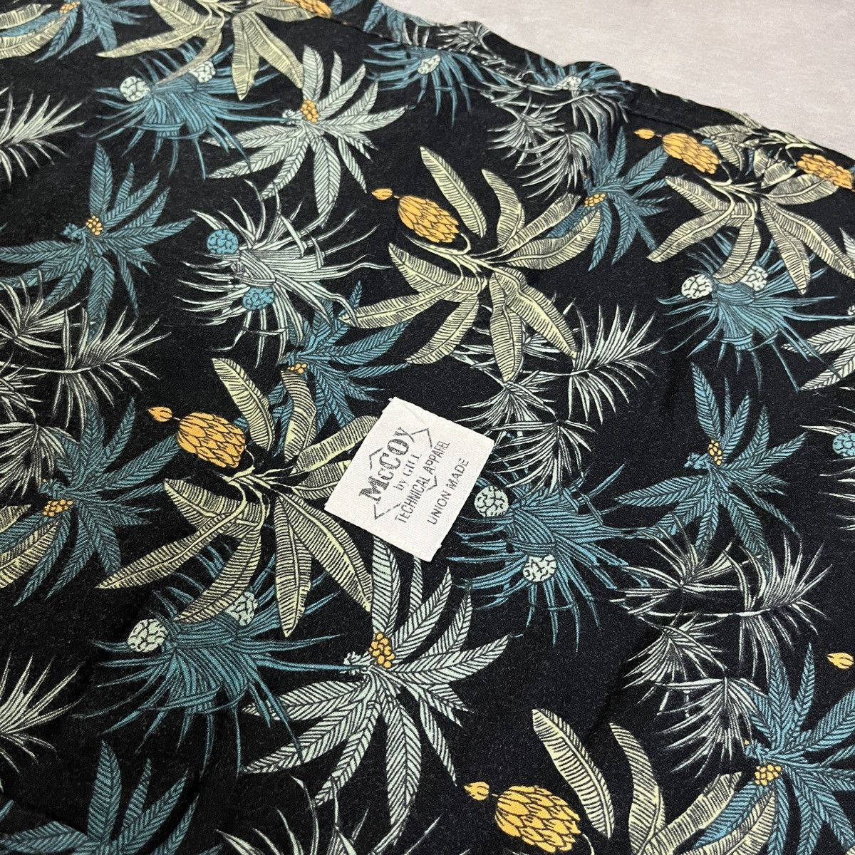 The Real McCoy's The Real McCoy Union Made Tropical Hawaiian Rayon Shirt Size US M / EU 48-50 / 2 - 5 Thumbnail