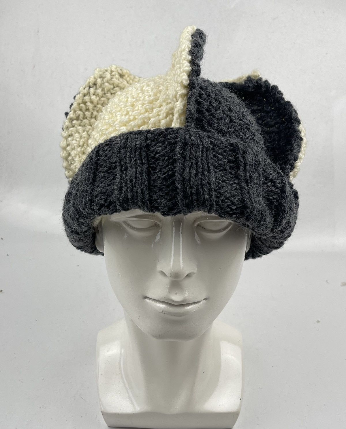 Japanese Brand rare design custom made knitted hat tc47 Size ONE SIZE - 1 Thumbnail