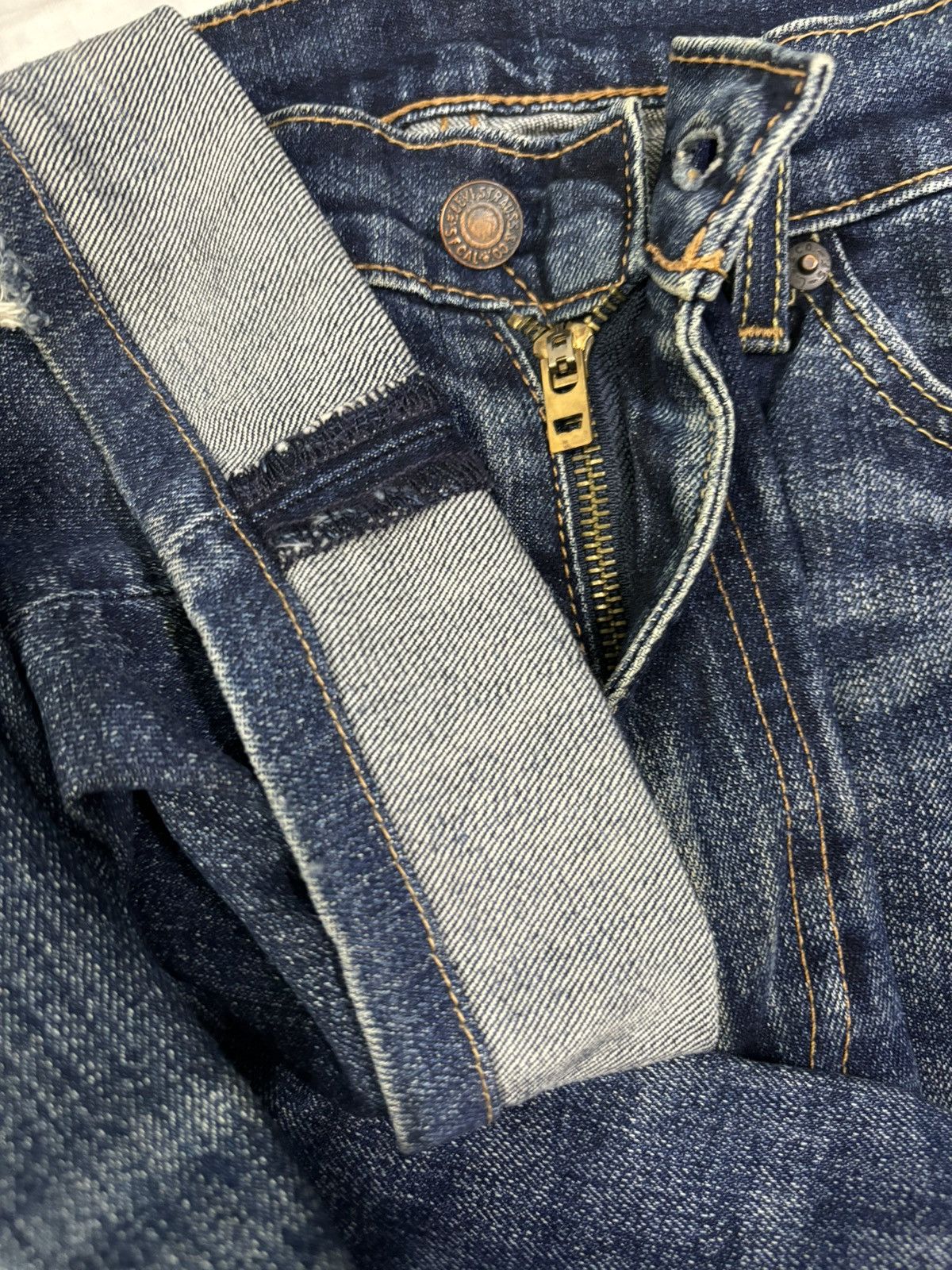 Levi's Vintage Clothing Vintage Y2K Levis Premium Big E Loose Fit Distressed Jeans Size US 34 / EU 50 - 4 Thumbnail