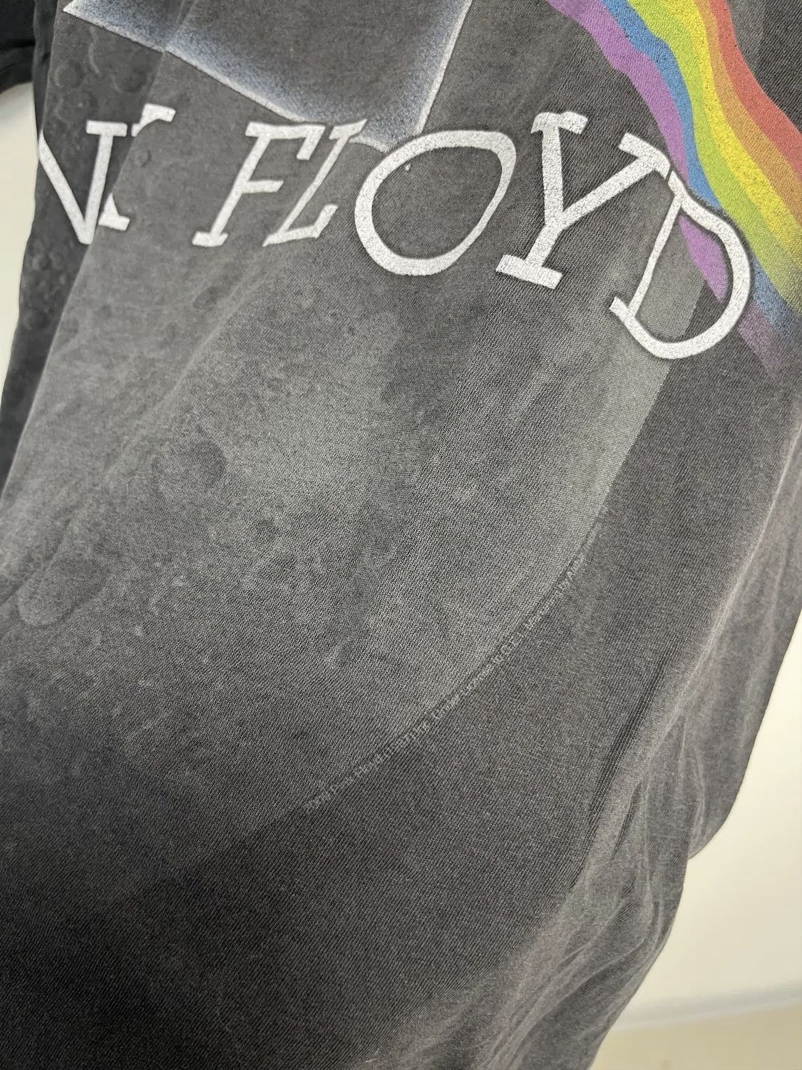 Band Tees × Pink Floyd × Vintage Vintage Pink Floyd Liquid Blue Dark Side Of The Moon Tee Size US S / EU 44-46 / 1 - 5 Thumbnail
