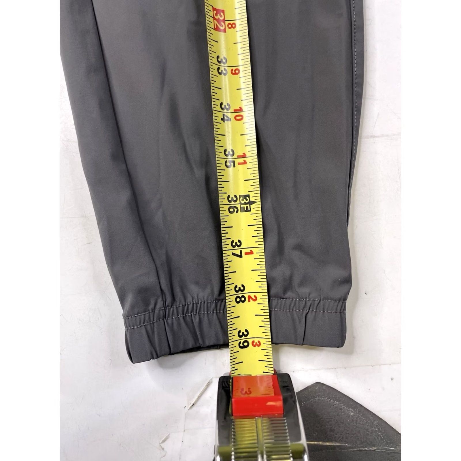 Vintage UNRL Jogger Pants Mens M Gray Nylon Spandex Athletic Tapered 90s Style Breathable Regular Fit Pants Size US 31 - 4 Thumbnail