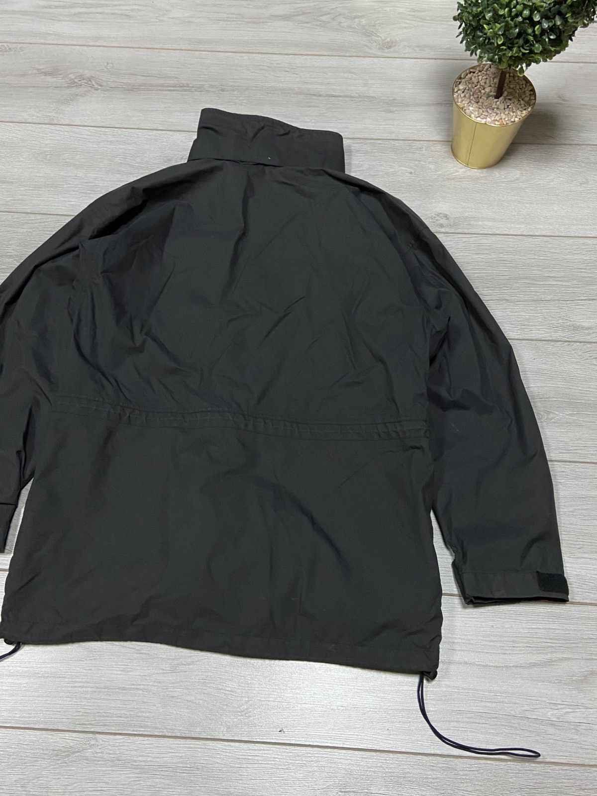 The North Face The North Face Gore tex jacket vintage Size US M / EU 48-50 / 2 - 15 Thumbnail