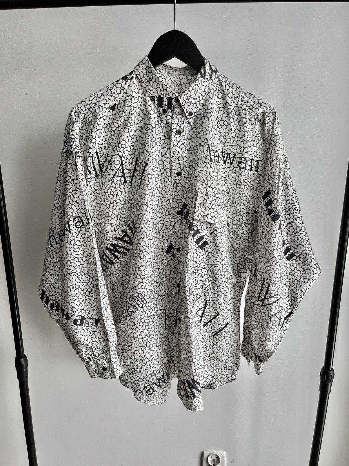 Versace Super rare Gianni Versace SS88 Hawaii silk shirt Size US L / EU 52-54 / 3 - 1 Thumbnail