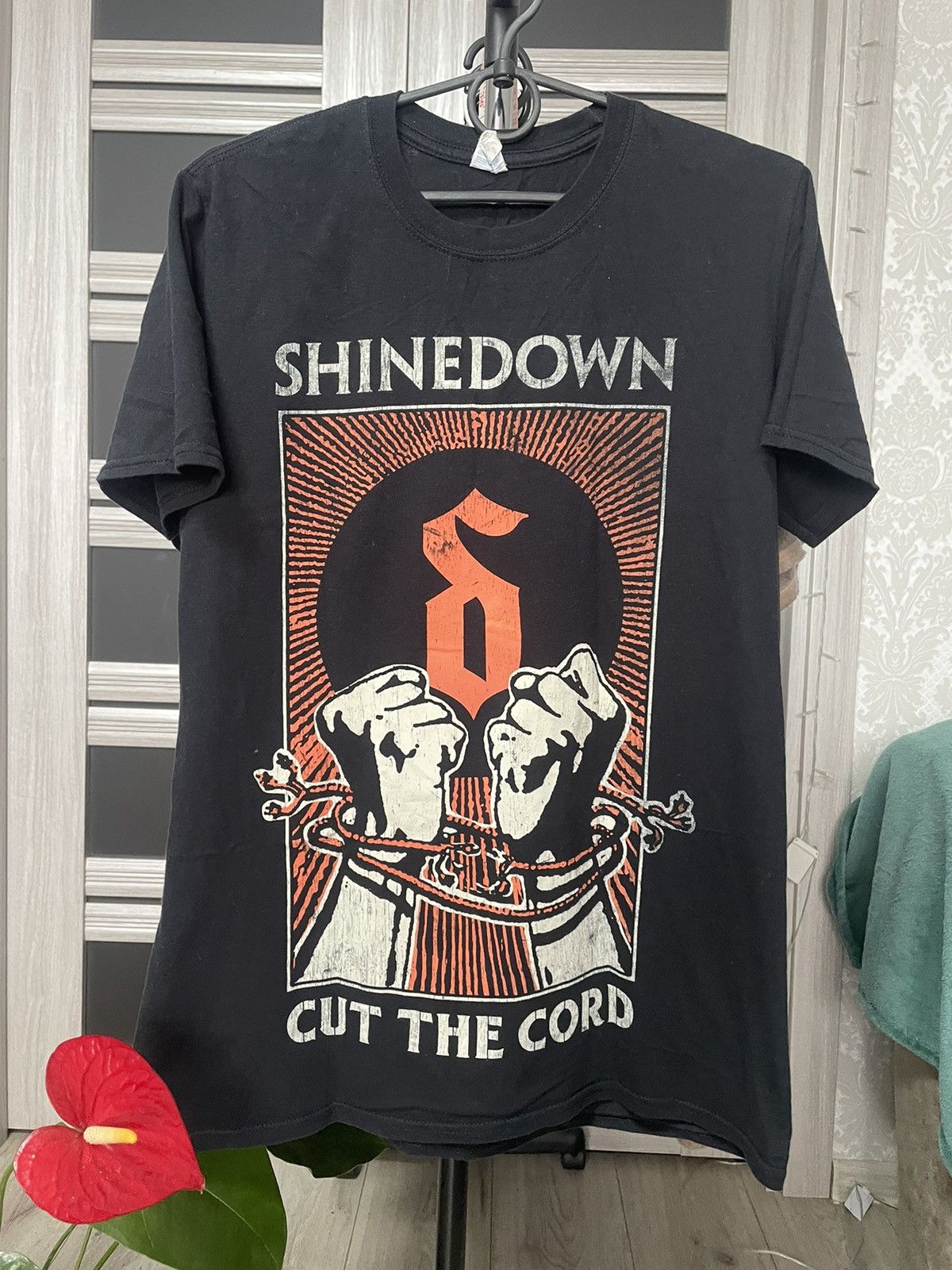 Band Tees × Vintage ShineDown Cut The Cord Tour T Shirt 2015/16 Tee Size US M / EU 48-50 / 2 - 1 Thumbnail