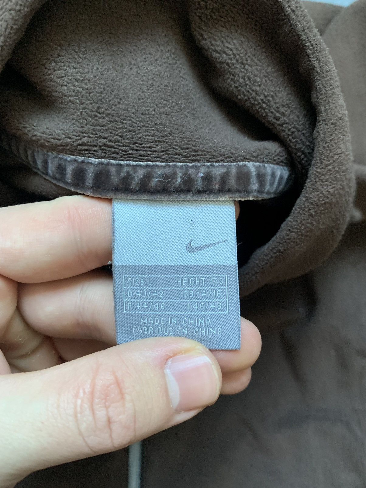 Nike × Vintage Nike Vintage Fleece Zip Up Sweatshirt Y2K Size L / US 10 / IT 46 - 10 Thumbnail
