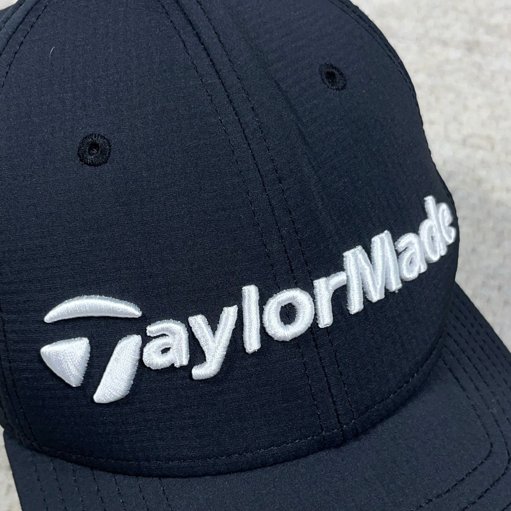 TaylorMade TaylorMade Hat Cap Baseball Adjustable Black White TP5 Qi35 Performance Adult Mens One Size Jersey Polyester Solid Classic Logo Outdoor Sports Cap Size ONE SIZE - 3 Thumbnail