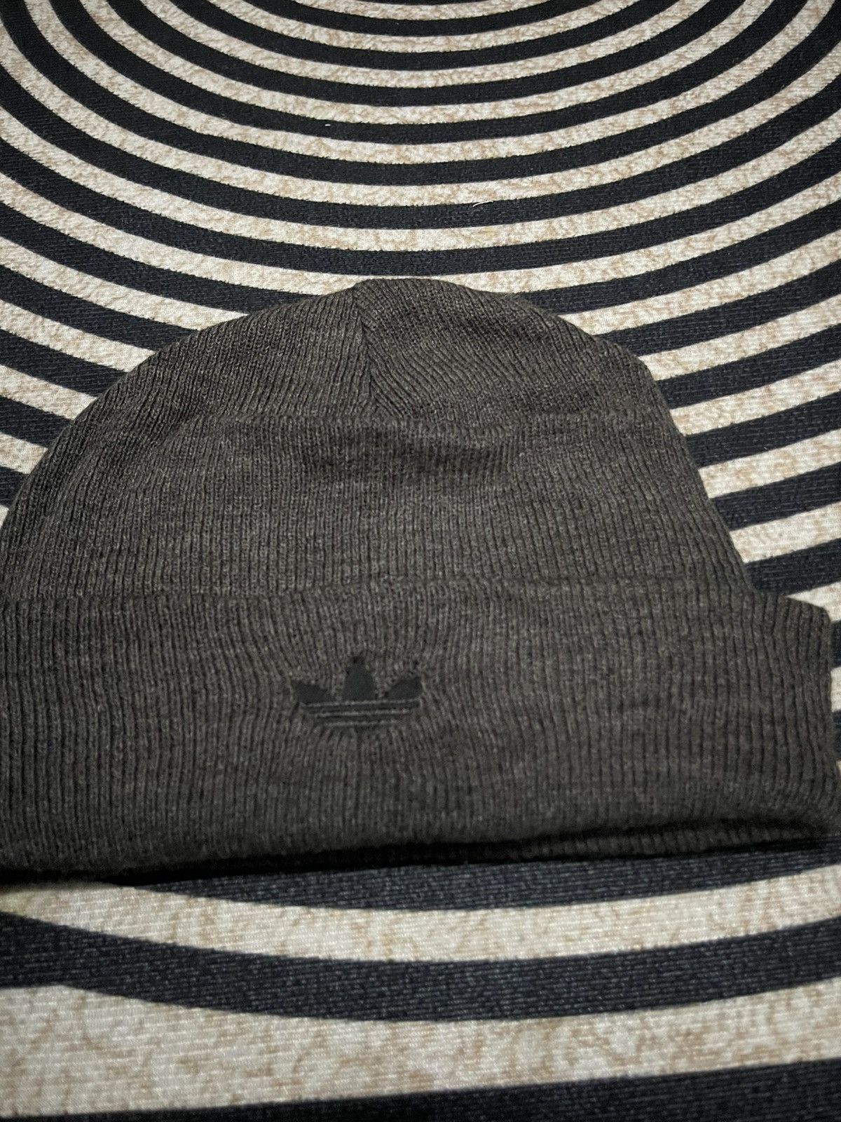 Adidas 90s ADIDAS THREE FOIL BEANIE HAT EMBROIDERED LOGO Size ONE SIZE - 3 Thumbnail
