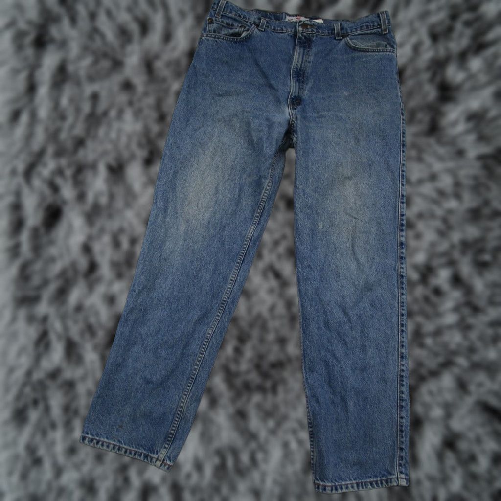 Levi's VINTAGE Levi 540 Jeans 38x32 Mens Gold Tab Relaxed Fit Denim Jeans Size US 38 / EU 54 - 1 Thumbnail