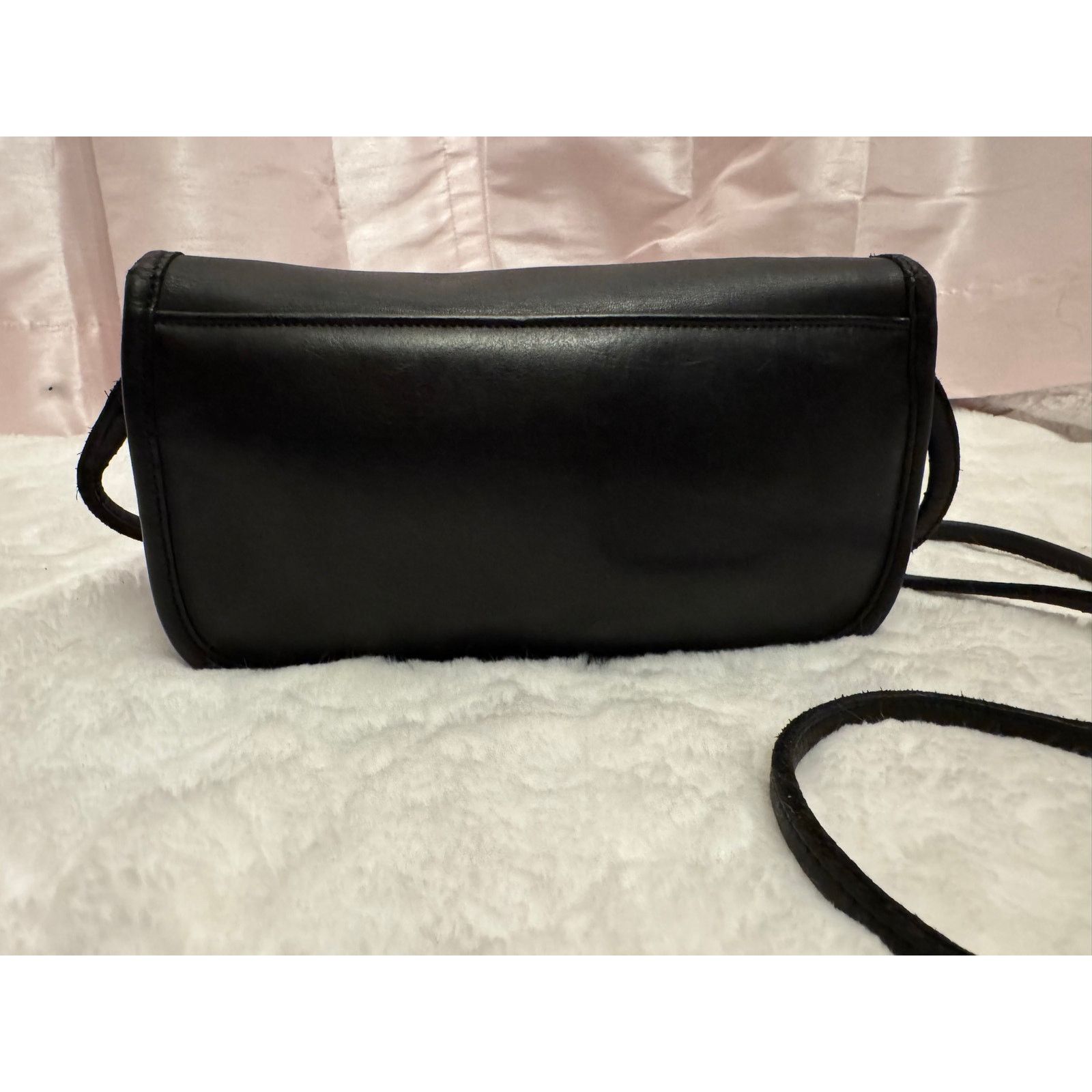 Coach Beautiful Rich Black Vintage 1990s Coach 2065 Dinky Purse Size ONE SIZE - 4 Thumbnail