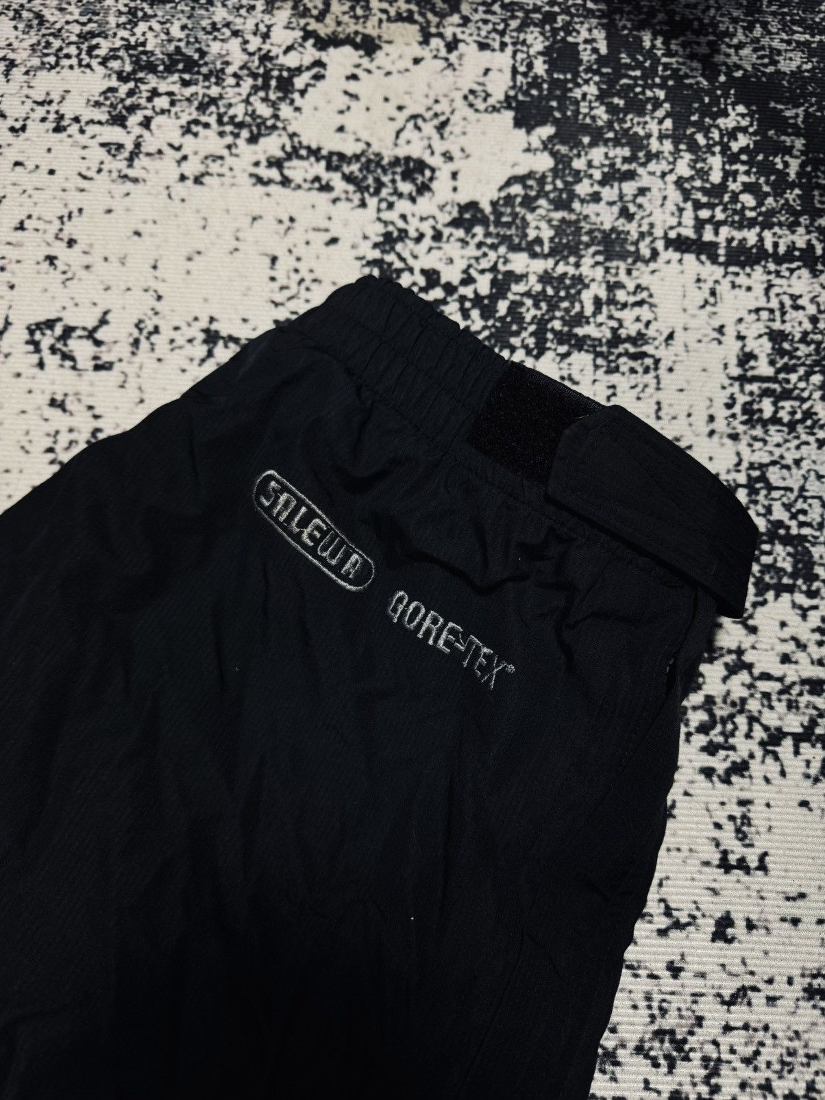 Vintage Vintage Salewa Gore-Tex Black Waterproof Pants Size US 31 - 5 Thumbnail
