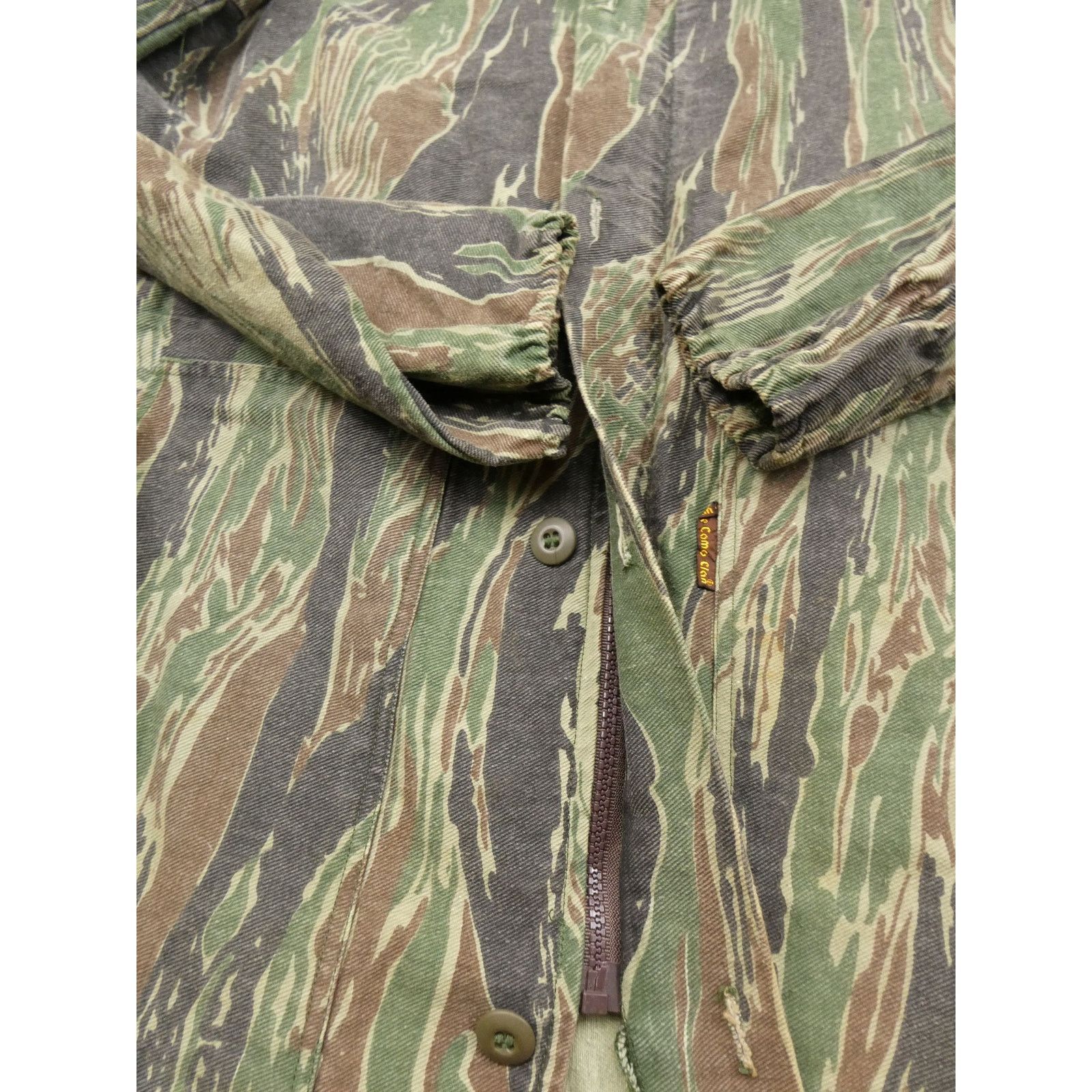 Other vintage The Camo Clan camo jacket, medium, full zip Size US M / EU 48-50 / 2 - 3 Thumbnail