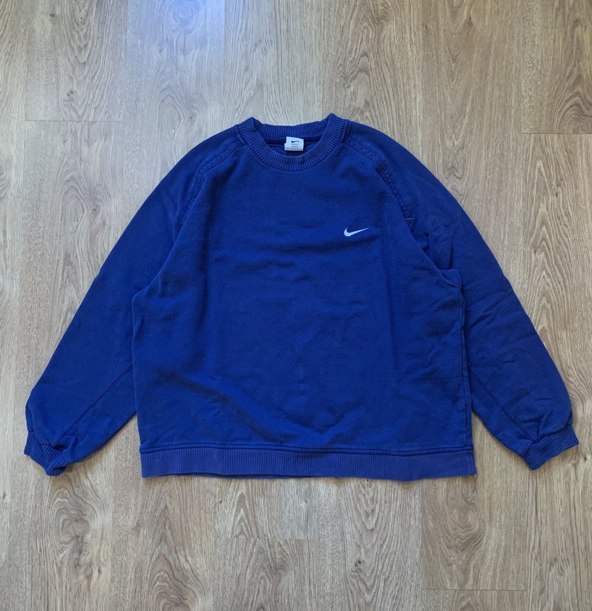 Nike × Vintage Vintage 90s Nike Swoosh Small Logo Heavyweight sweatshirt Size US L / EU 52-54 / 3 - 1 Thumbnail