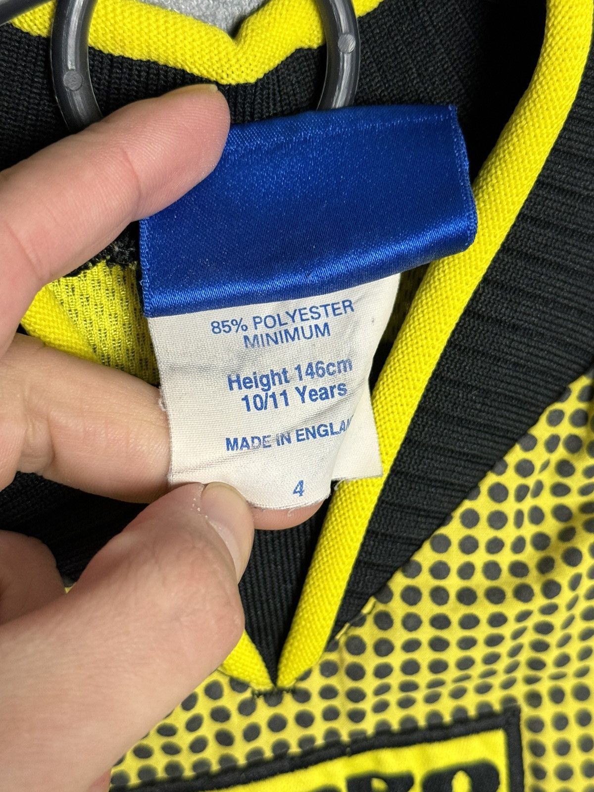 Umbro KIDS England National Team 98/99 Goalkeeper Football Jersey Size US XS / EU 42 / 0 - 18 Thumbnail