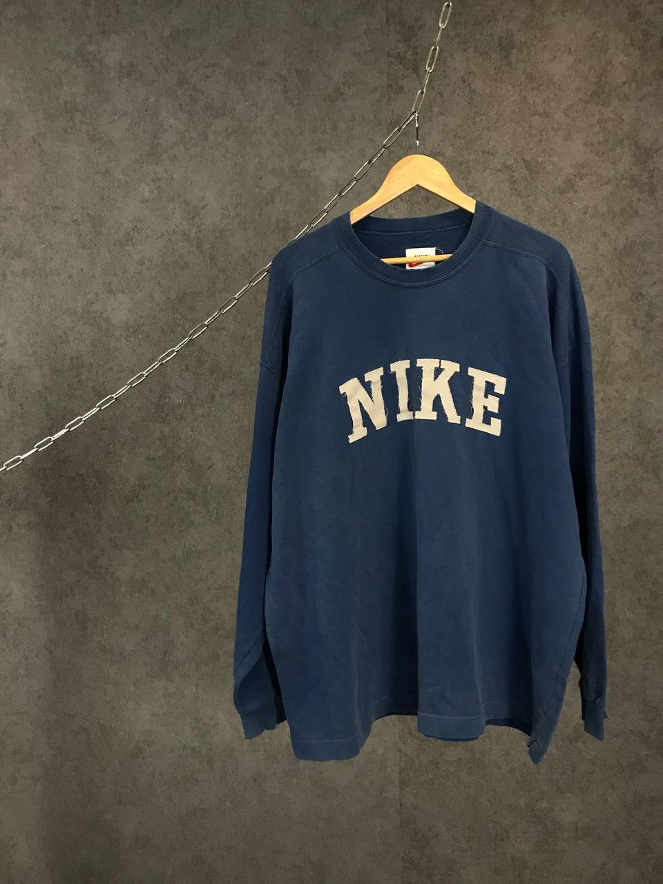 Vintage Nike swoosh big logo vintage sweatshirt Size US XL / EU 56 / 4 - 1 Thumbnail