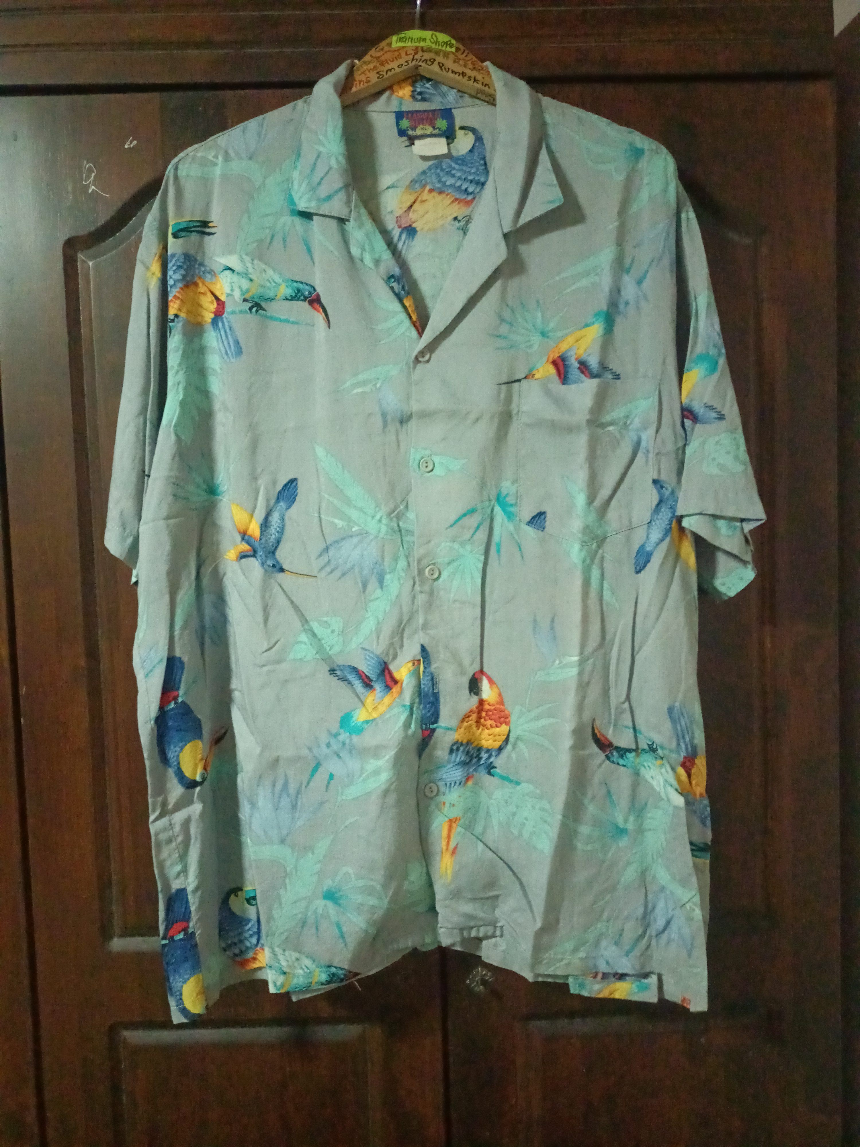 Vintage Vintage Full Print Old Parrot Hawaiian Men Shirt Size US XL / EU 56 / 4 - 1 Thumbnail