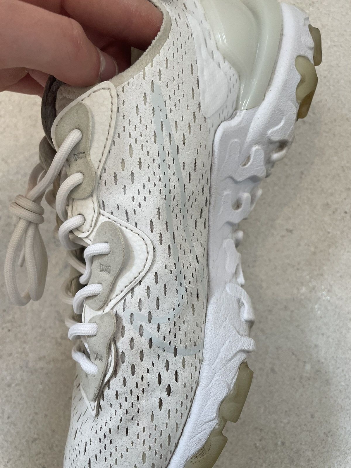 Nike White Nike reacts size 6 Size US 6.5 / EU 39-40 - 9 Thumbnail