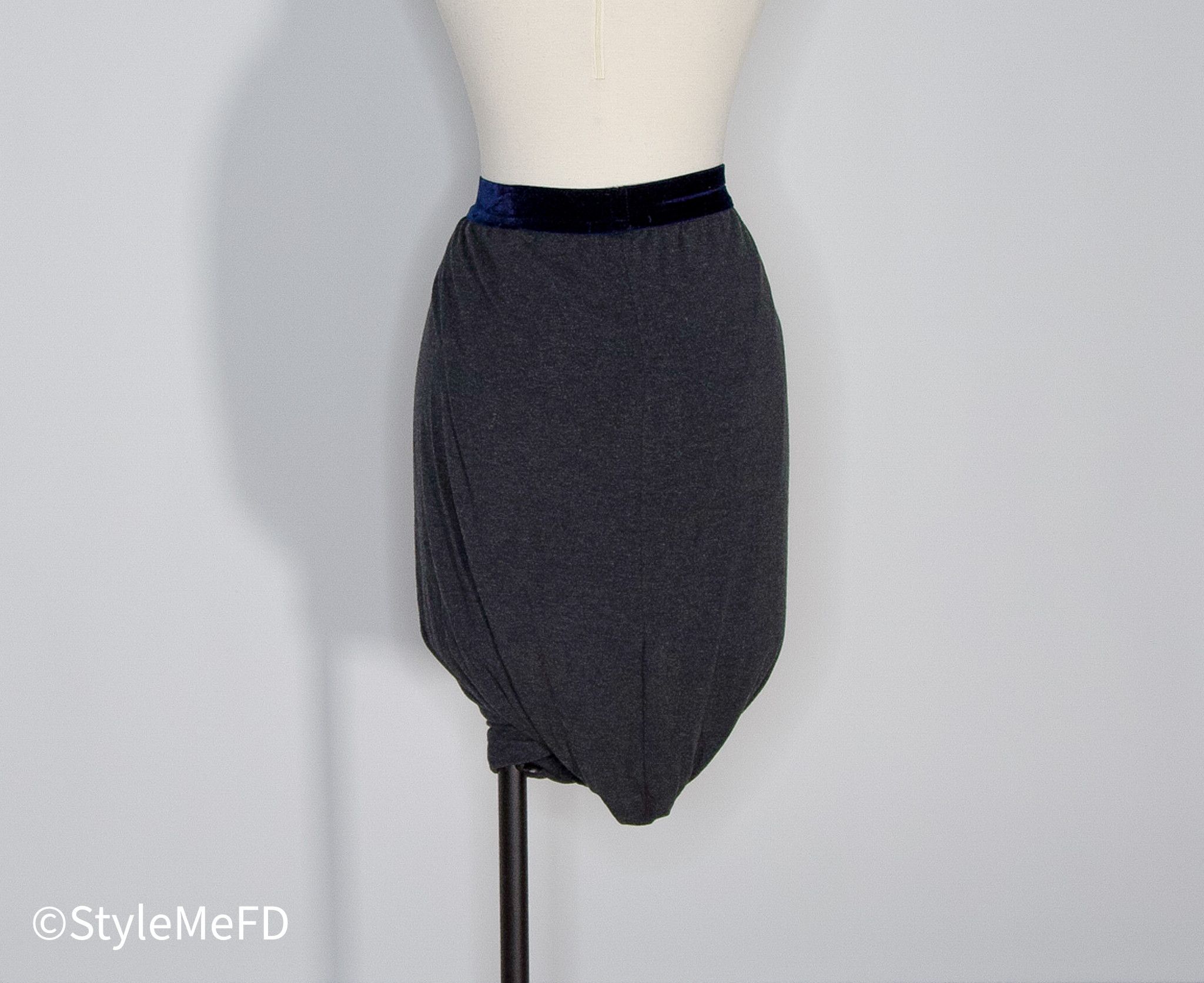 Alexander Wang T by Alexander Wang Grey Jersey Skirt w Navy Blue Detail Size 32" / US 10 / IT 46 - 3 Thumbnail