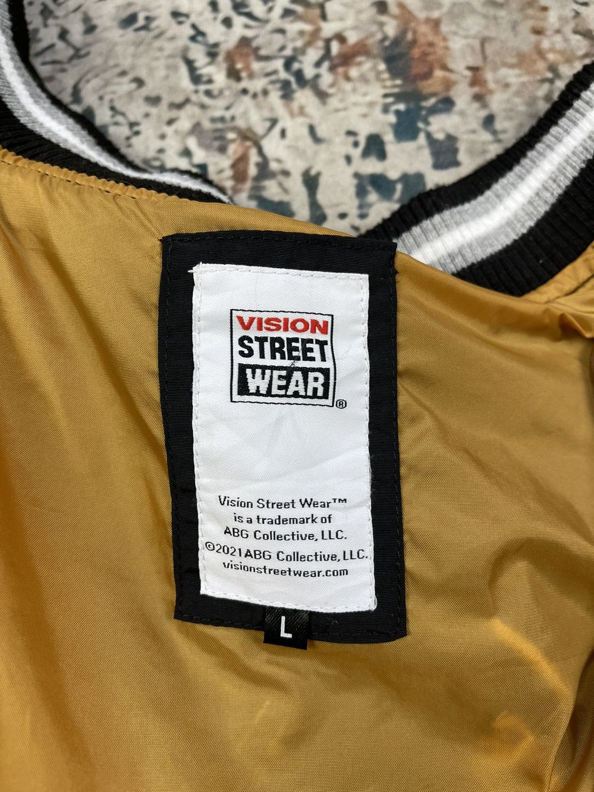 Vision Streetwear Vision Streetwear Back Hit Embroidery Nylon Jacket Size US L / EU 52-54 / 3 - 16 Thumbnail