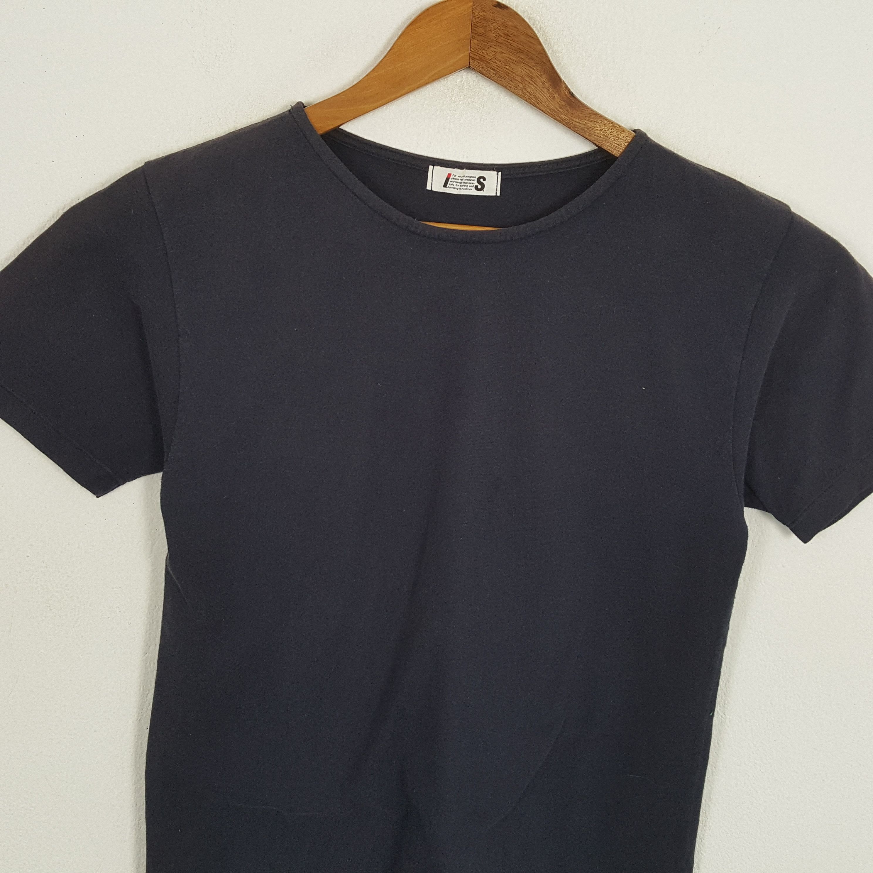 Issey Miyake × Japanese Brand × Vintage Vintage I.S. by ISSEY MIYAKE Japan Fashion Designer T-Shirt Size US S / EU 44-46 / 1 - 2 Thumbnail