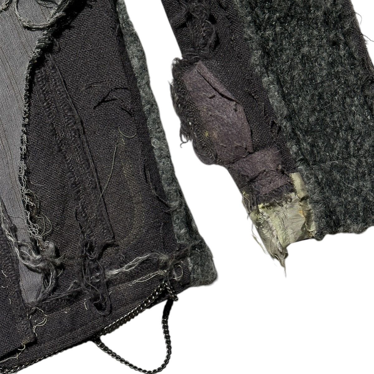 Maison Margiela 2004 artisanal tweed deconstructed chanel jacket Size US M / EU 48-50 / 2 - 3 Thumbnail