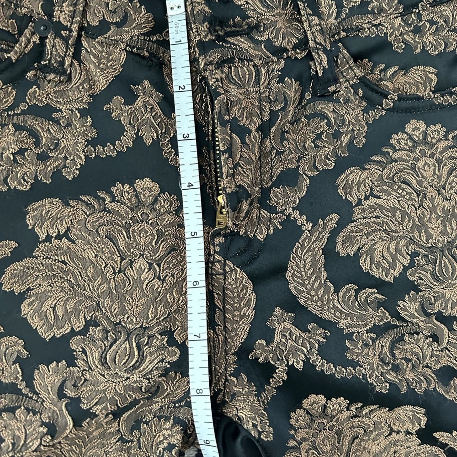 7 For All Mankind 7 for all mankind skinny jeans, tan and black brocade 26 Size 26" / US 2 / IT 38 - 9 Thumbnail