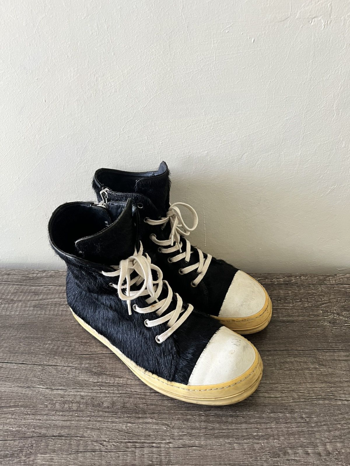 Rick Owens RICK OWENS PONY HAIR RAMONES HIGHTOP– BLACK/MILK Size US 7 / EU 40 - 1 Thumbnail
