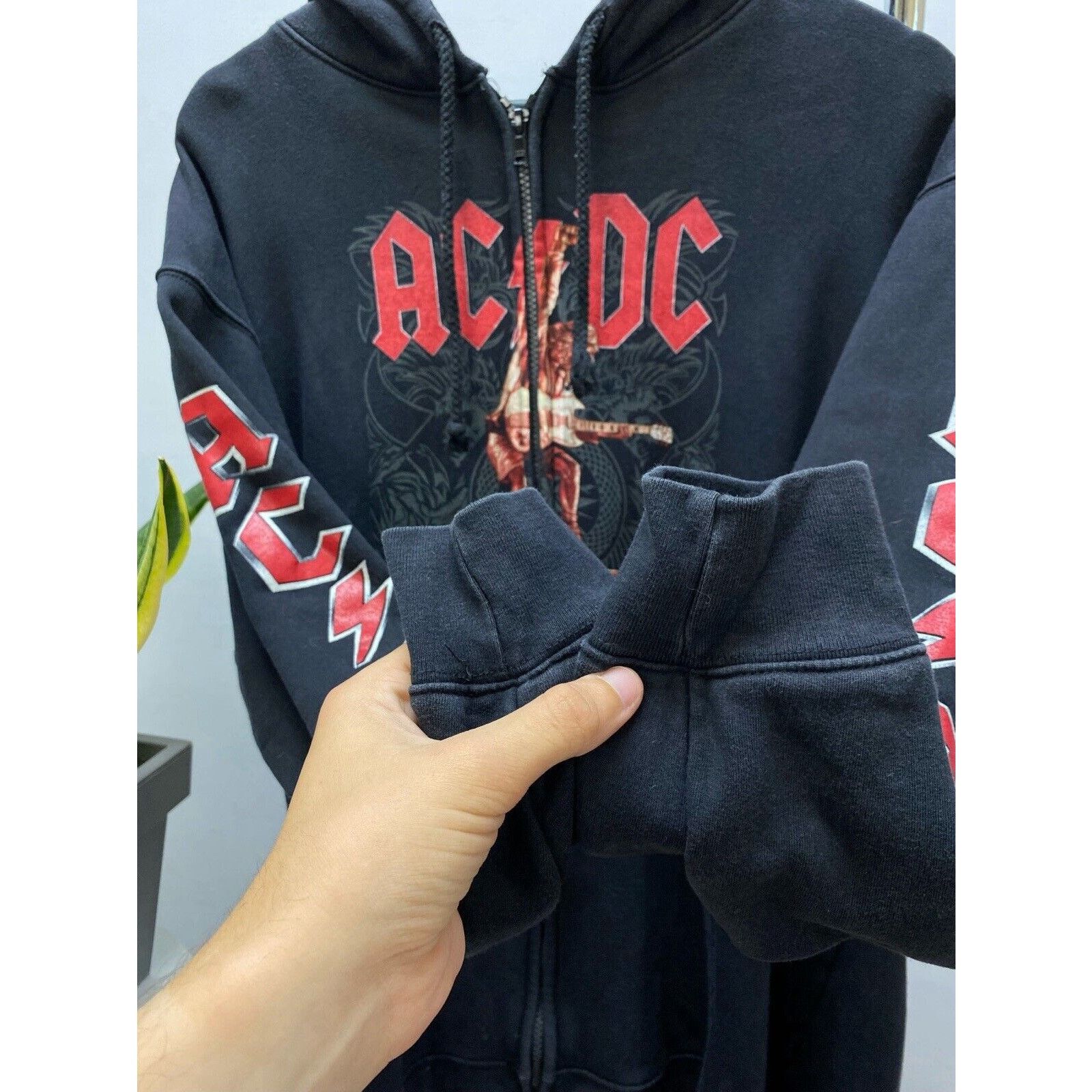 AC/DC × Vintage AC/DC Black Ice 2000s Zip Up Hoodie Promo Album Faded XL Size US XL / EU 56 / 4 - 20 Thumbnail