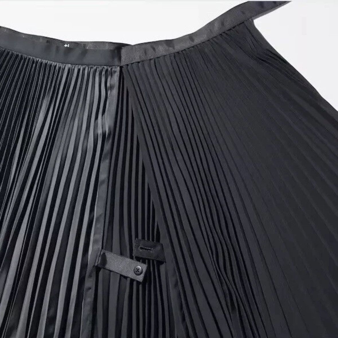 Jil Sander × Uniqlo Uniqlo +J Pleated Wrap Long Skirt NWOT Size 25" / US 0 / IT 36 - 7 Thumbnail