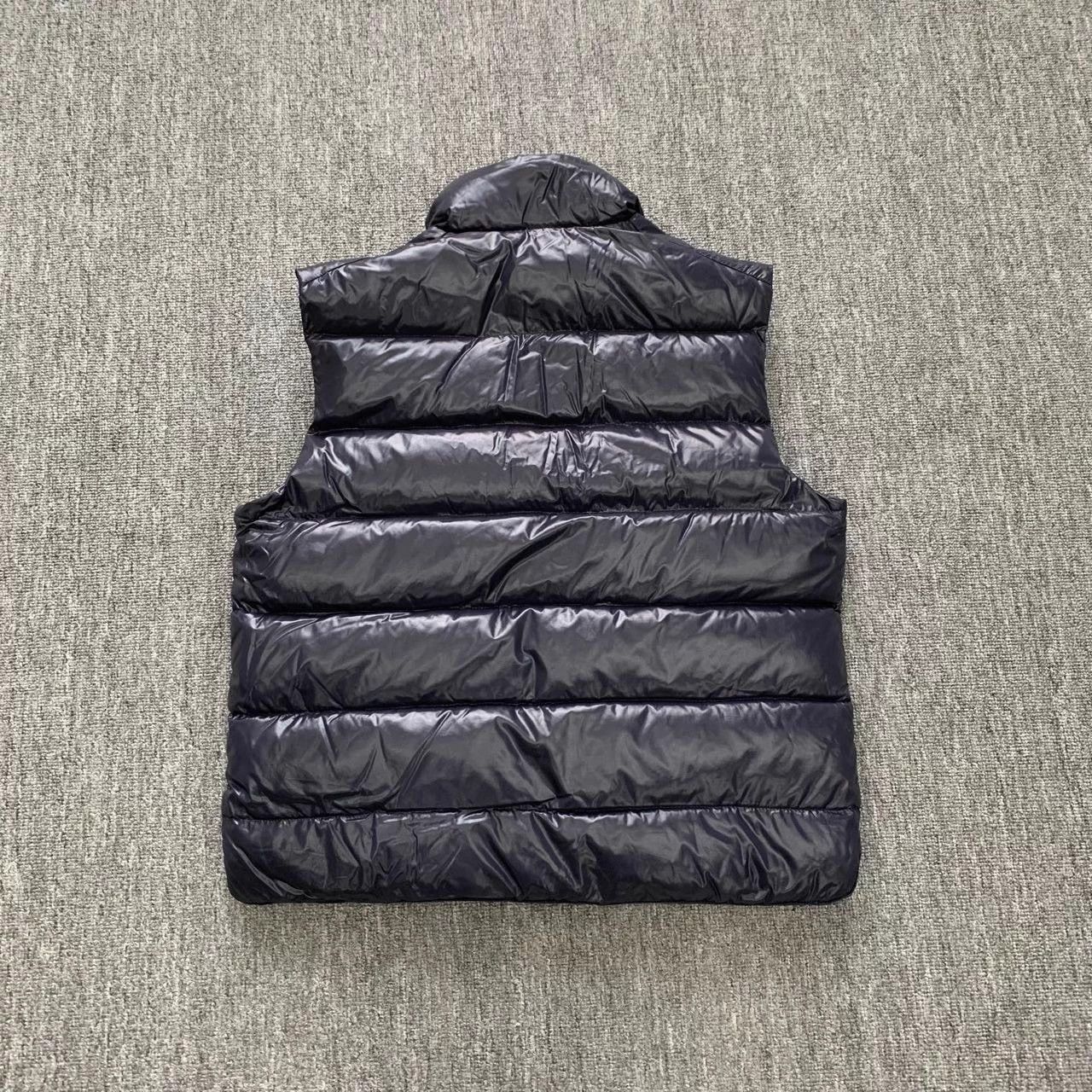 Moncler Moncler Tib navy blue logo down vest size 2 Size US M / EU 48-50 / 2 - 2 Thumbnail