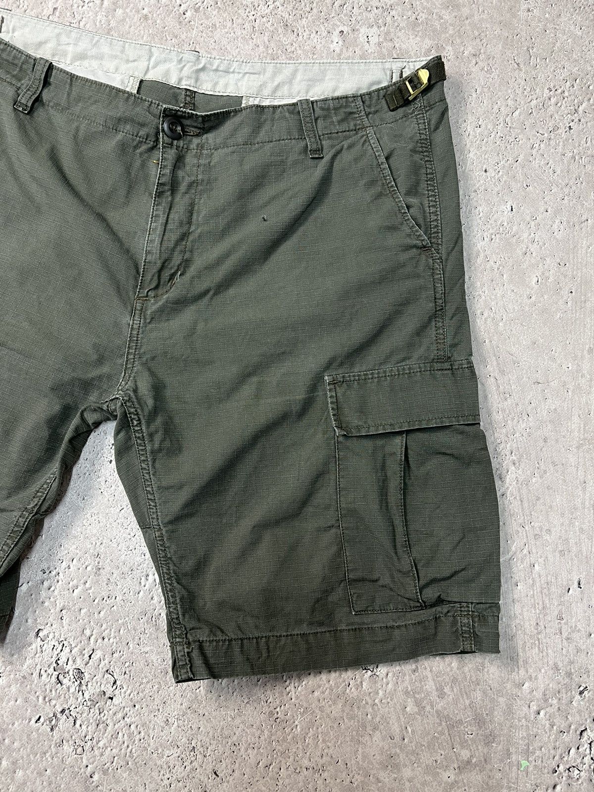 Carhartt × Vintage Carhartt Shorts Vintage CARGO Logo Style Skate Y2 Size US 38 / EU 54 - 2 Thumbnail