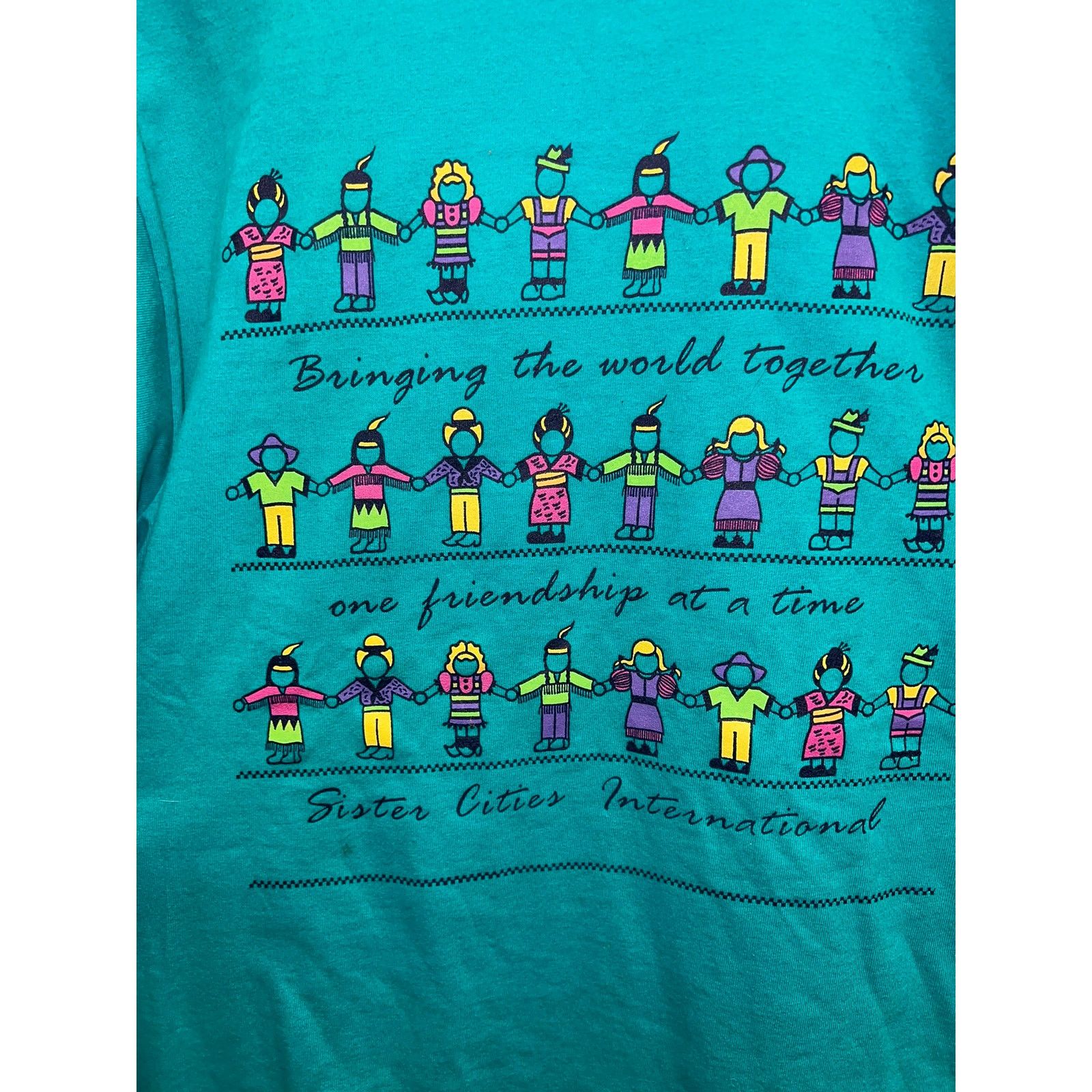 Fruit Of The Loom VIntage Sister Cities Shirt World Together People Art Tee L Size US L / EU 52-54 / 3 - 5 Thumbnail