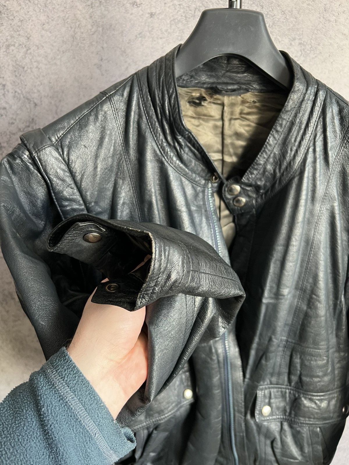 Genuine Leather Vintage Genuine Leather Bomber Jacket 90s Transformer Vest Size US L / EU 52-54 / 3 - 17 Thumbnail
