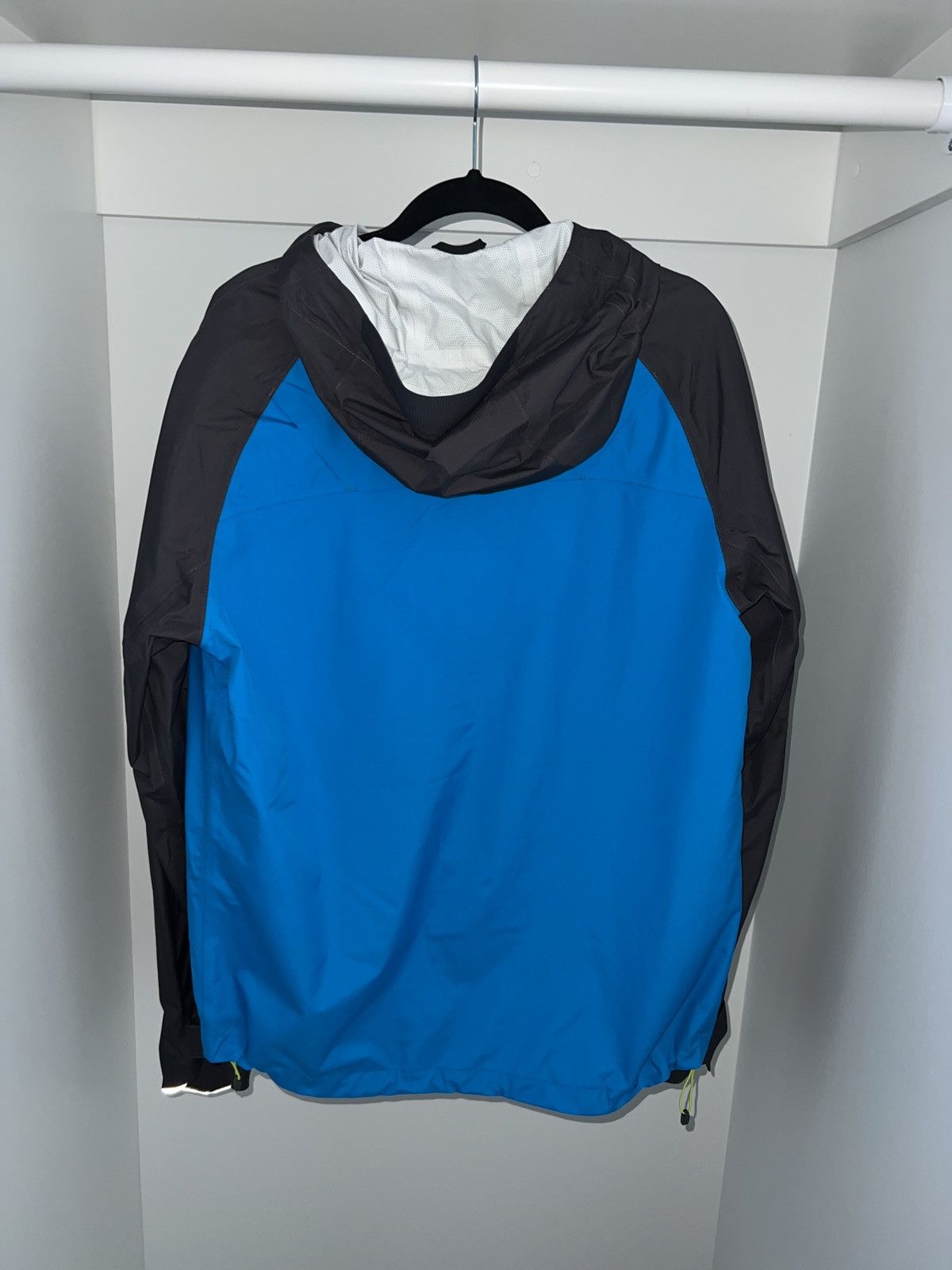 Canada Goose 🔥🔥 Canada Goose Alderwood Shell Jacket Size US L / EU 52-54 / 3 - 2 Thumbnail