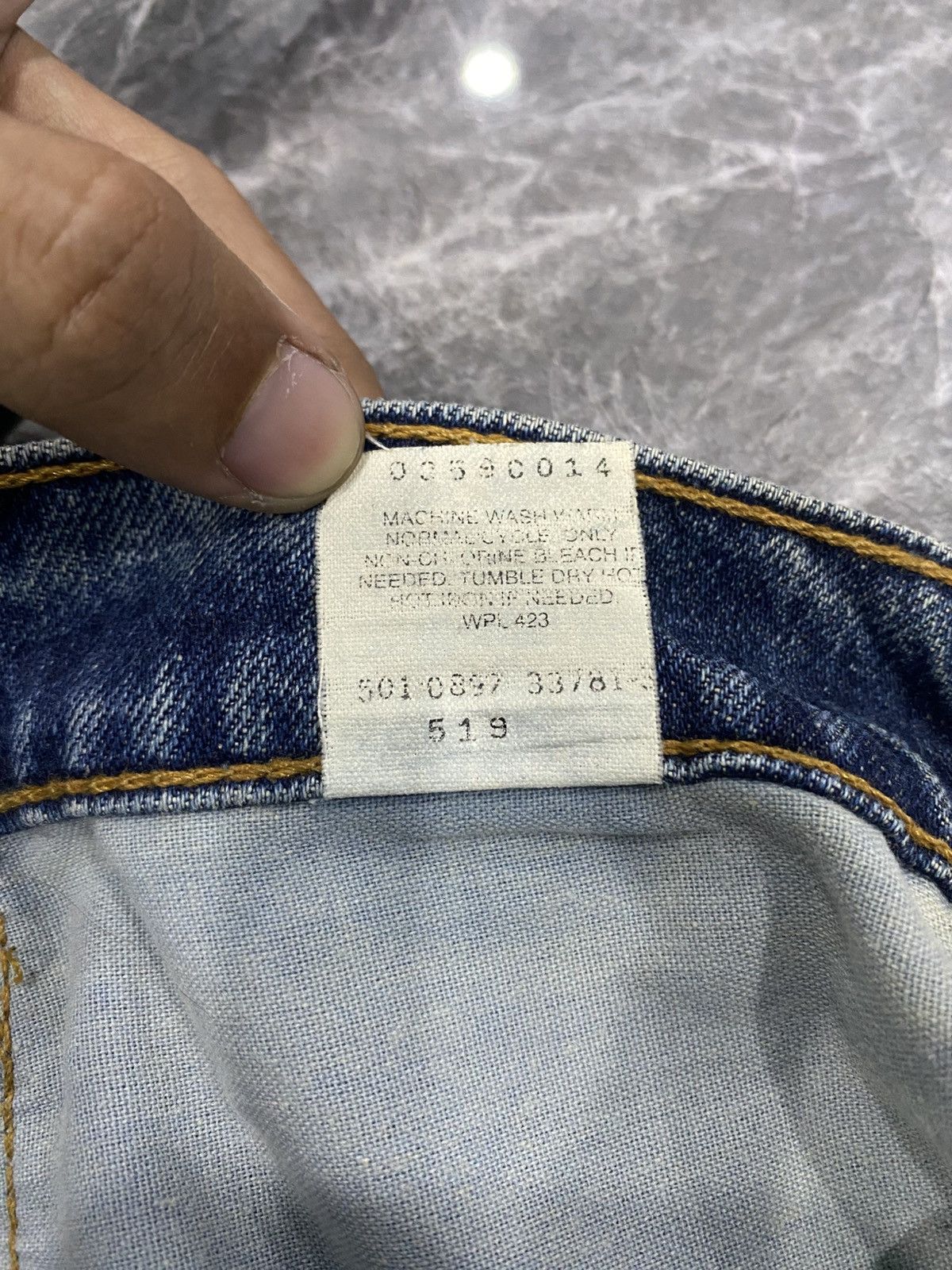 Levi's Vintage Clothing Vintage Levi’s 519 Distressed Denim Jeans Size US 30 / EU 46 - 13 Thumbnail