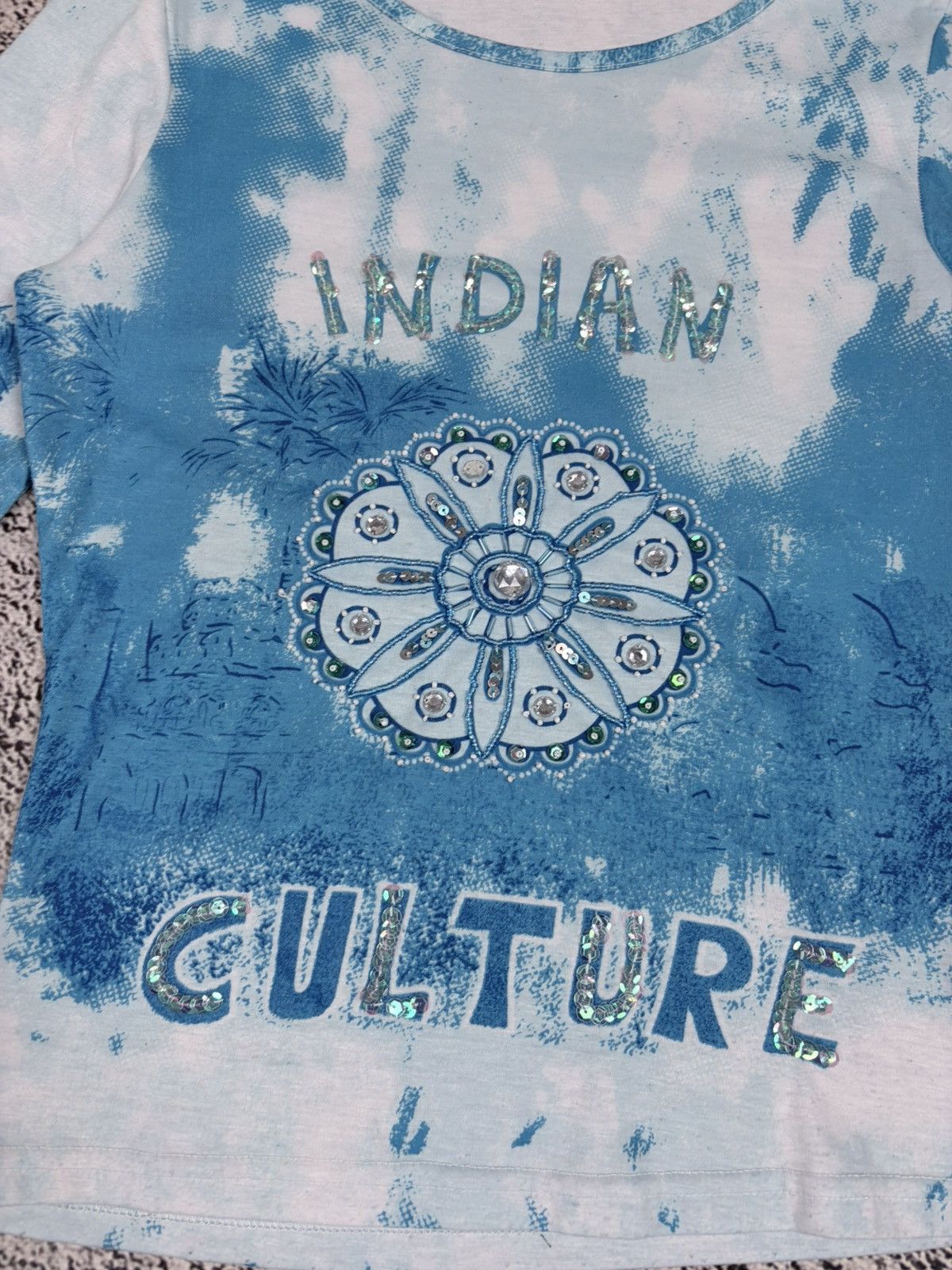 Japanese Brand Vintage Y2K Blue Tie Dye Rhinestone Flare Longsleeve Tee Size M / US 6-8 / IT 42-44 - 4 Thumbnail