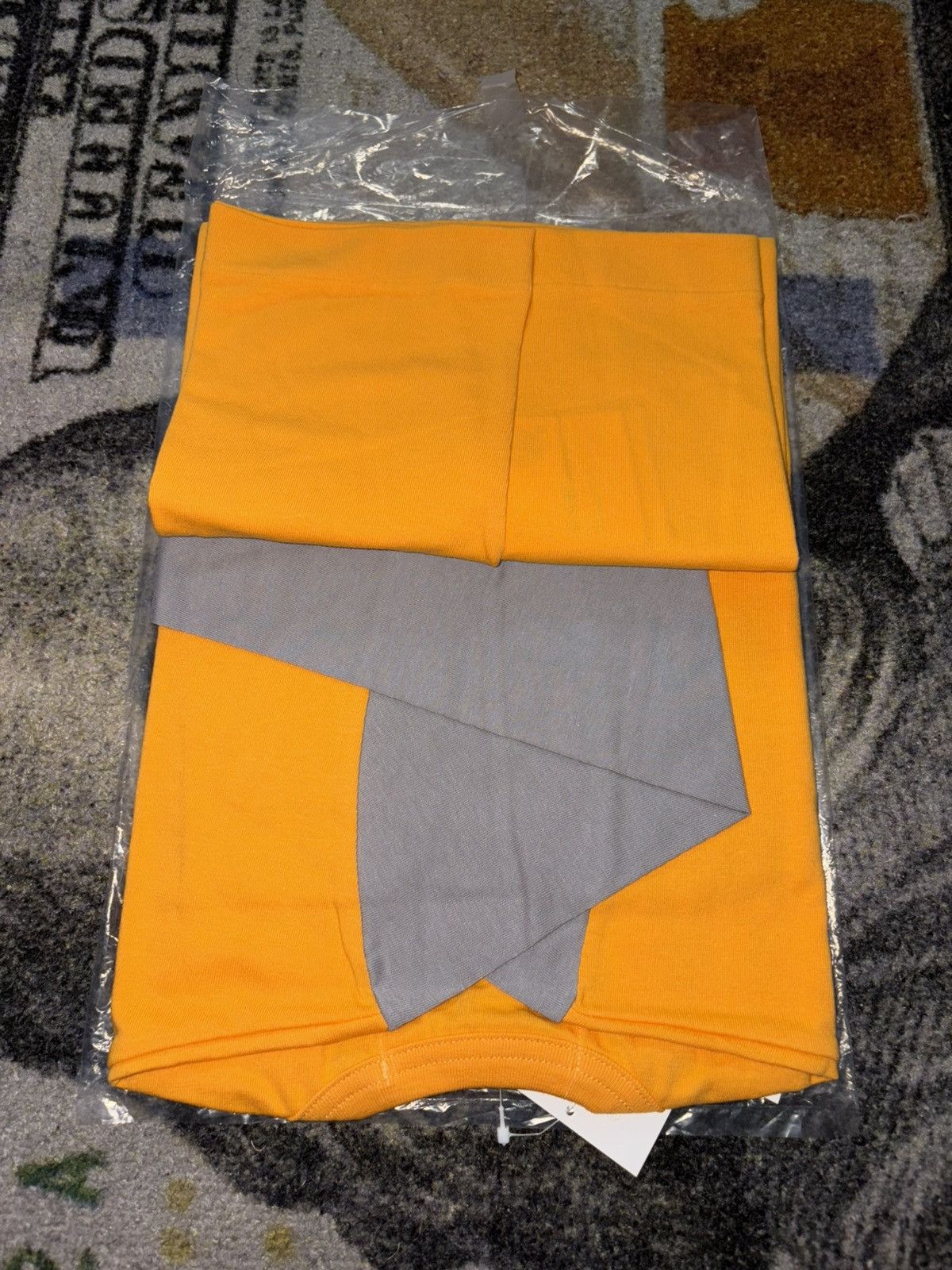 Comme des Garcons PLAY Comme Des Garcons Play Grey Orange Heart Long Sleeve Tee Size US S / EU 44-46 / 1 - 2 Thumbnail